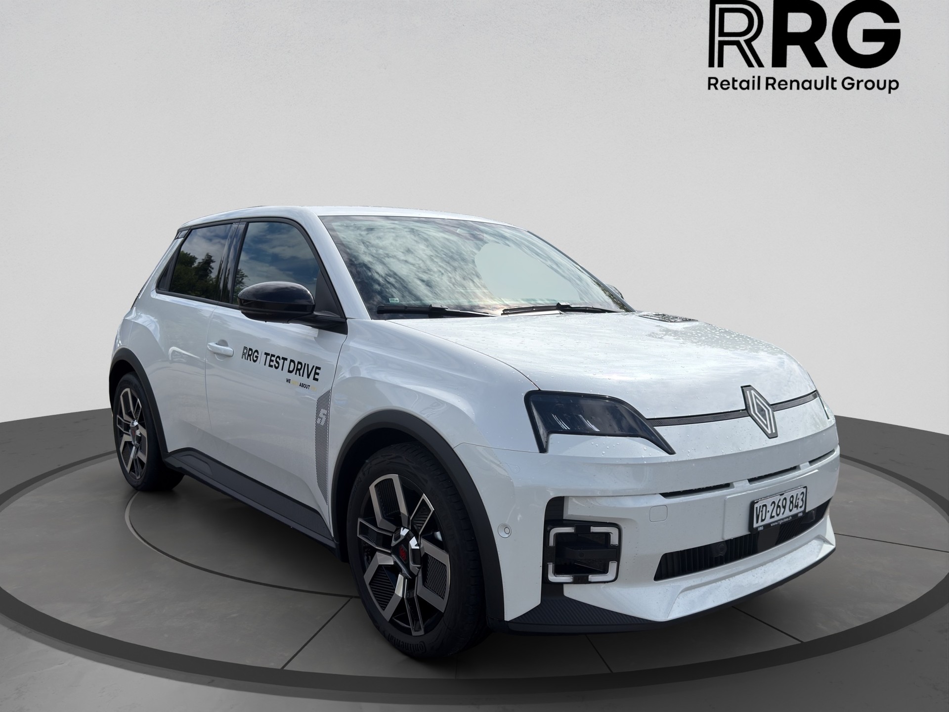 RENAULT R5 E-Tech Comfort Range 52 kWh Techno-image-0