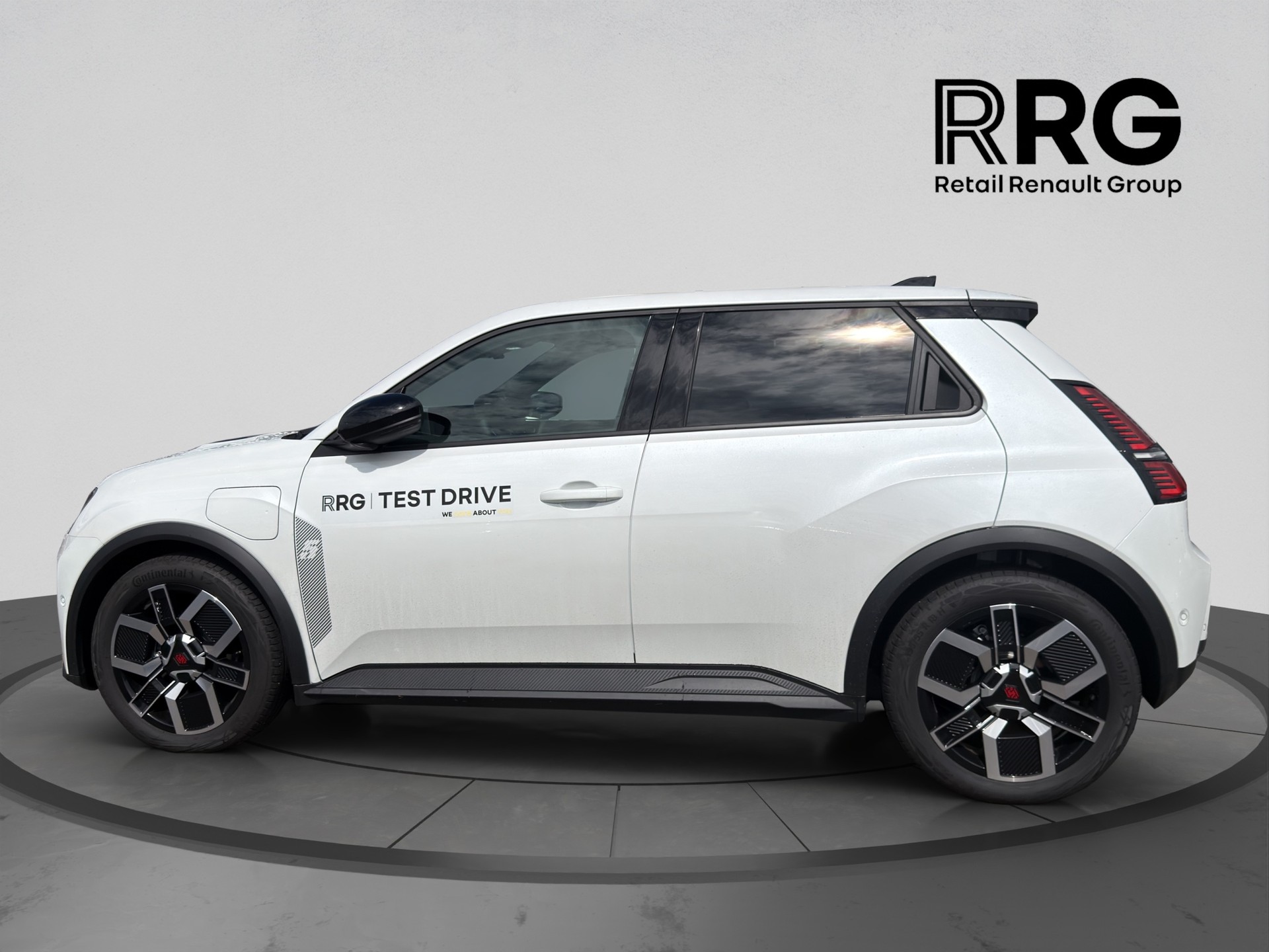 RENAULT R5 E-Tech Comfort Range 52 kWh Techno-image-5
