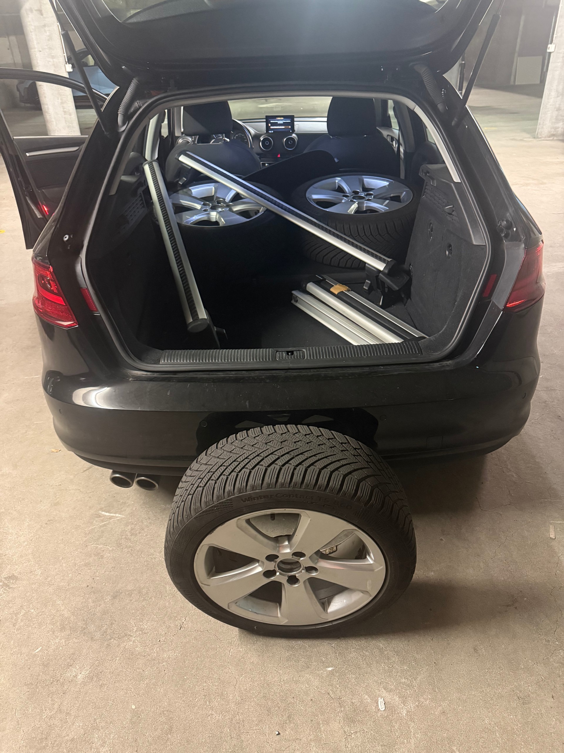 AUDI A3 Sportback 1.4 TFSI Attraction S-tronic-image-14
