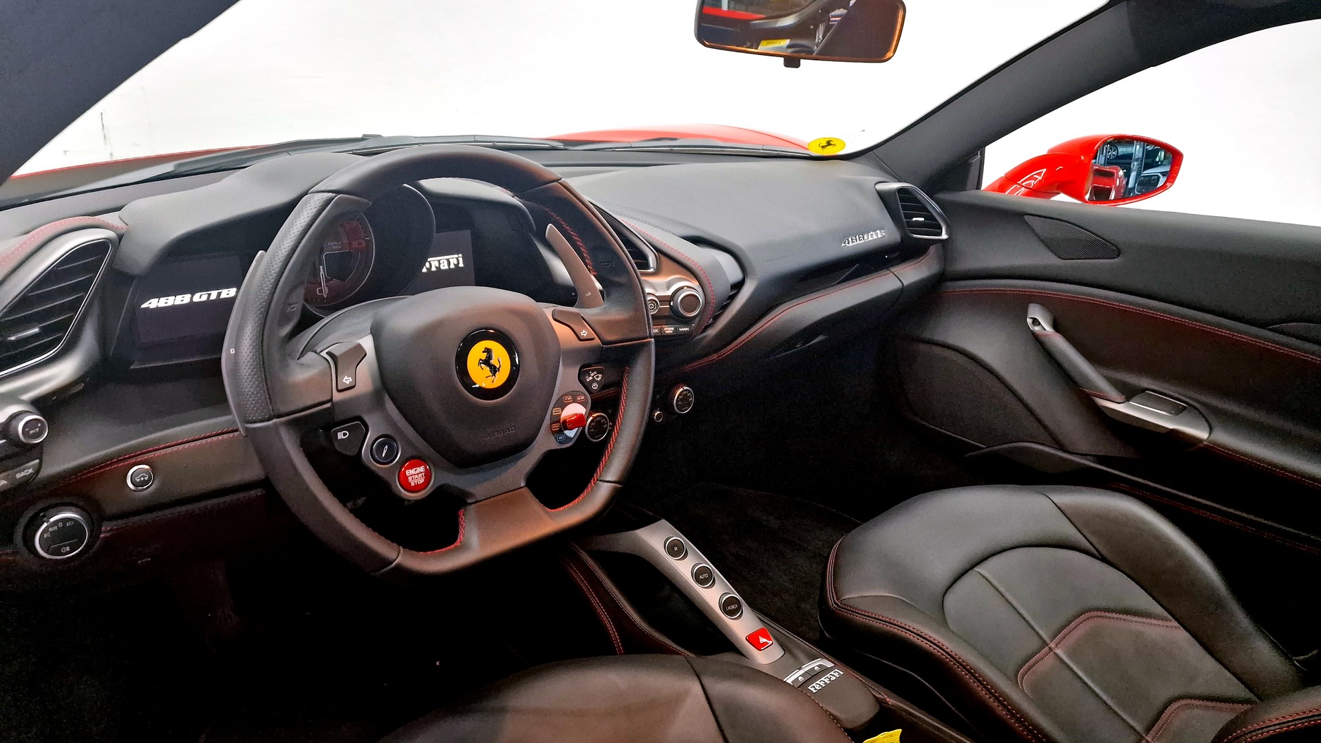FERRARI 488 GTB 3.9 Turbo-image-9