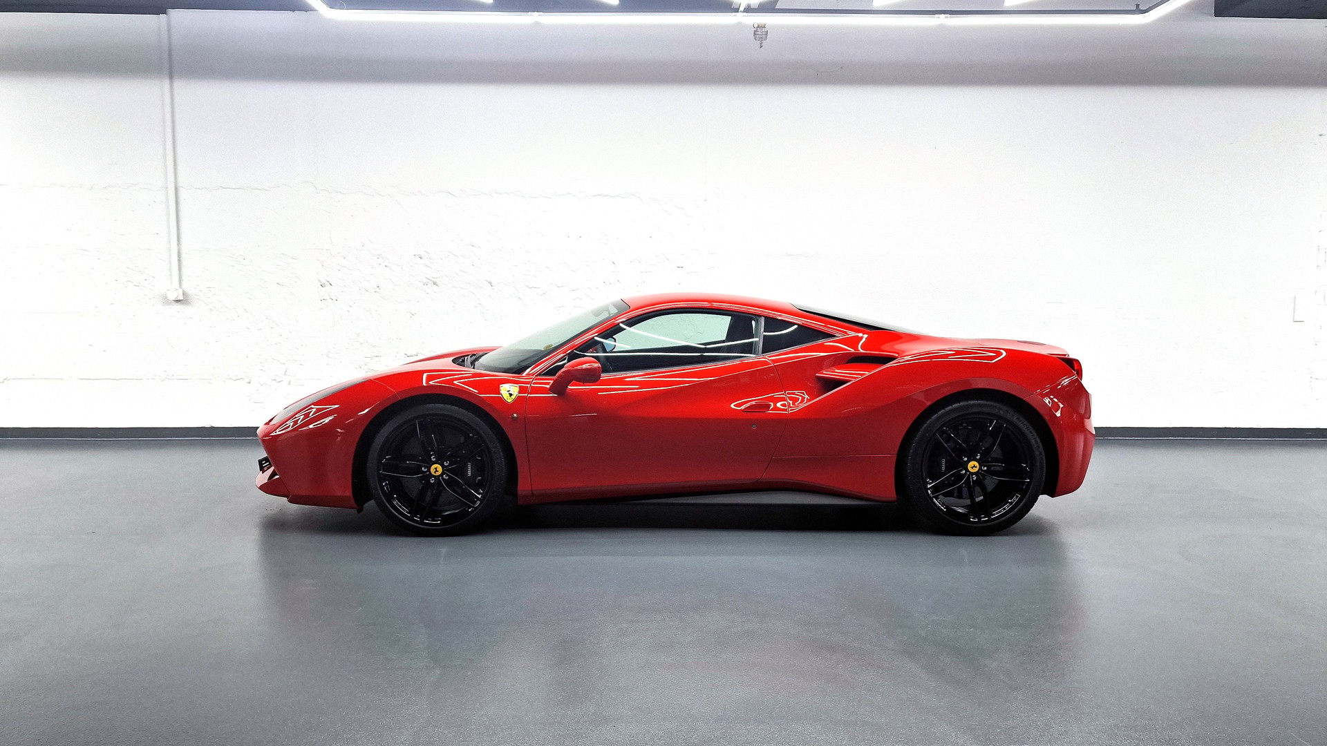 FERRARI 488 GTB 3.9 Turbo-image-4