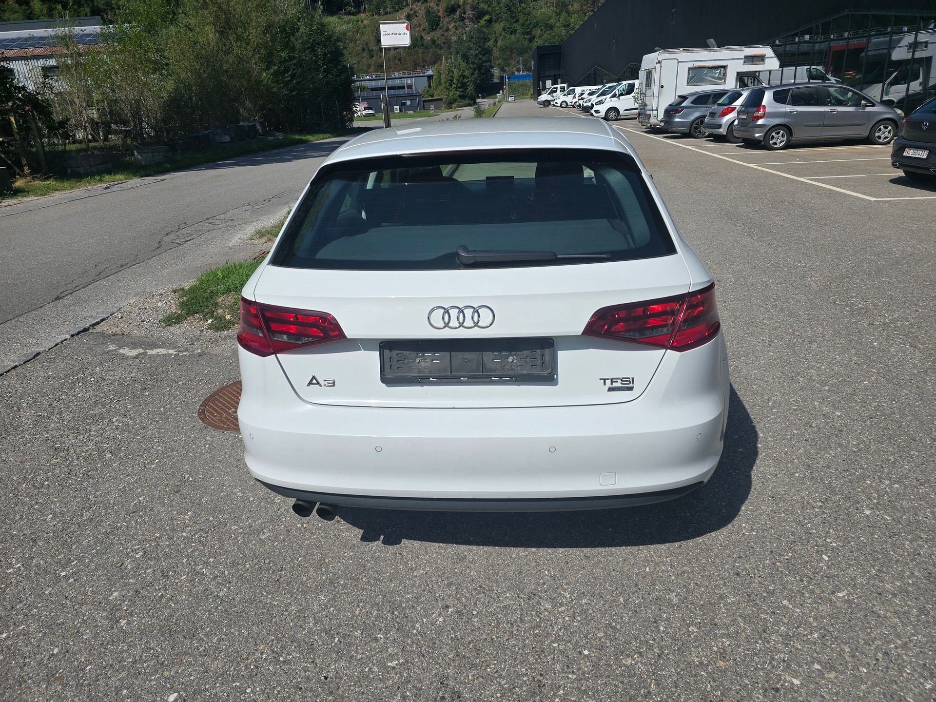 AUDI A3 Sportback 1.4 TFSI Ambiente-image-3