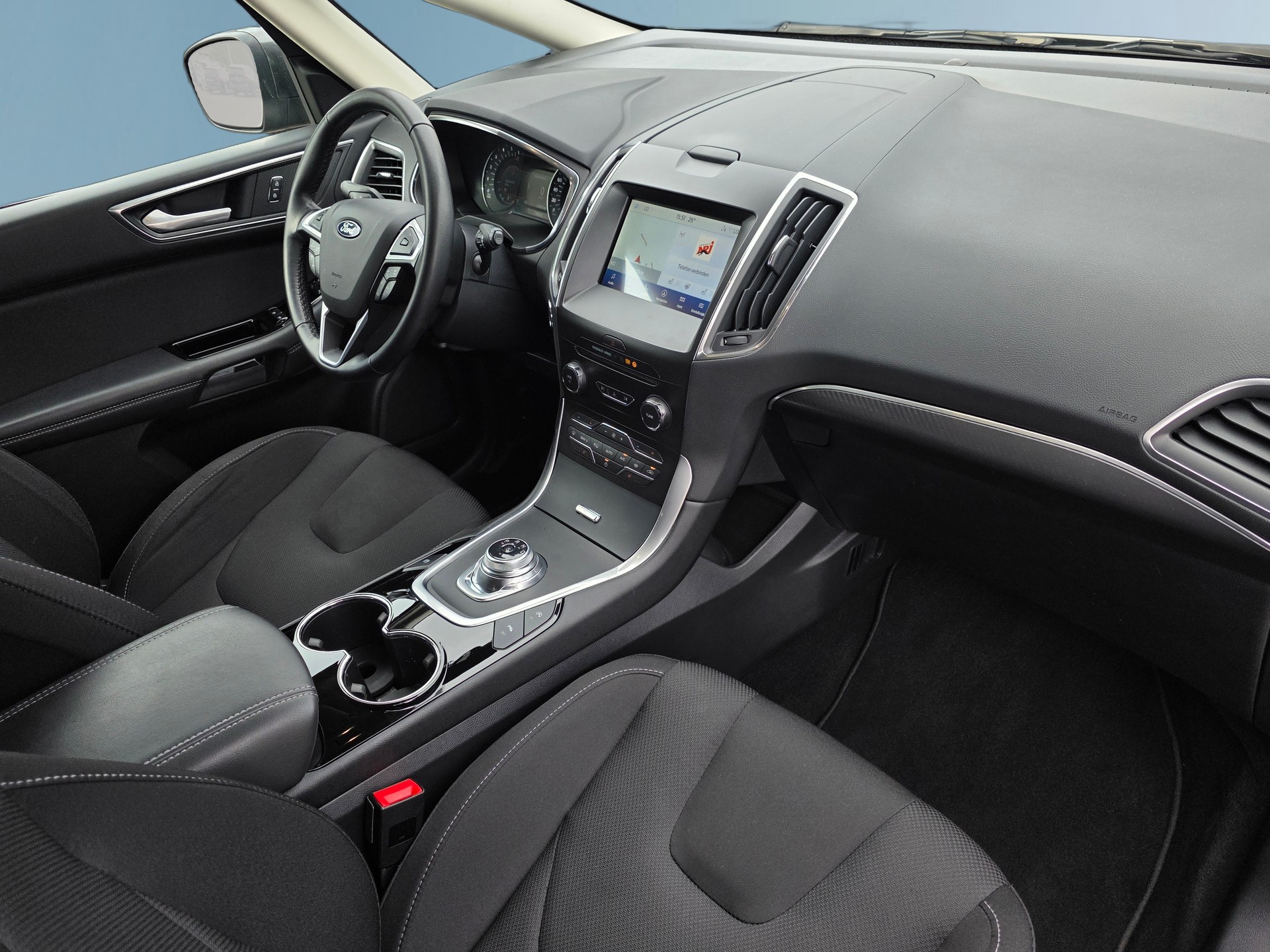 FORD S-Max 2.0 TDCi Titanium Automatic * Top Zustand * Anhängerkupplung *-image-15