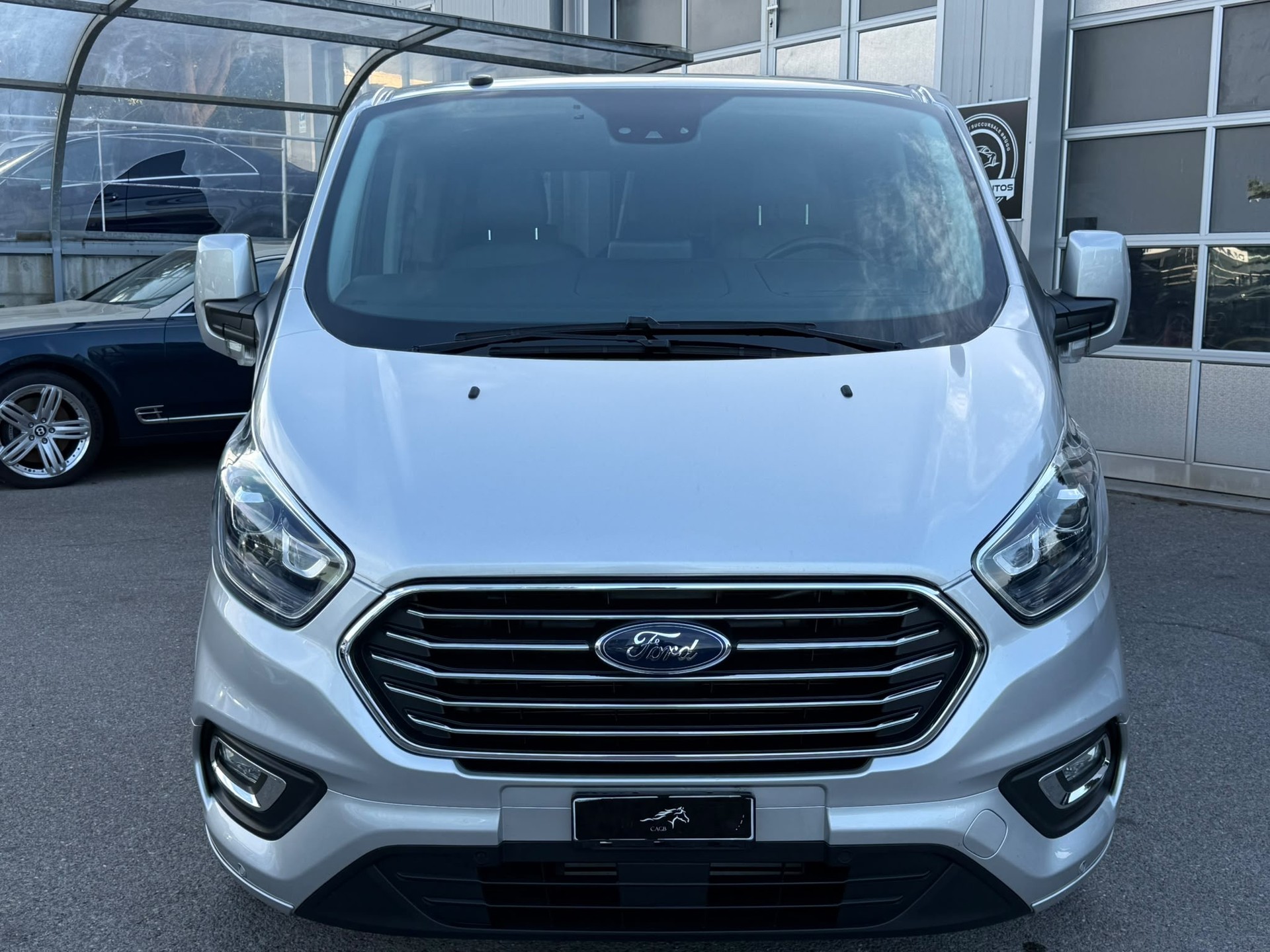 FORD Tourneo Custom 310 L1H1 Titanium SelectShift A-image-1