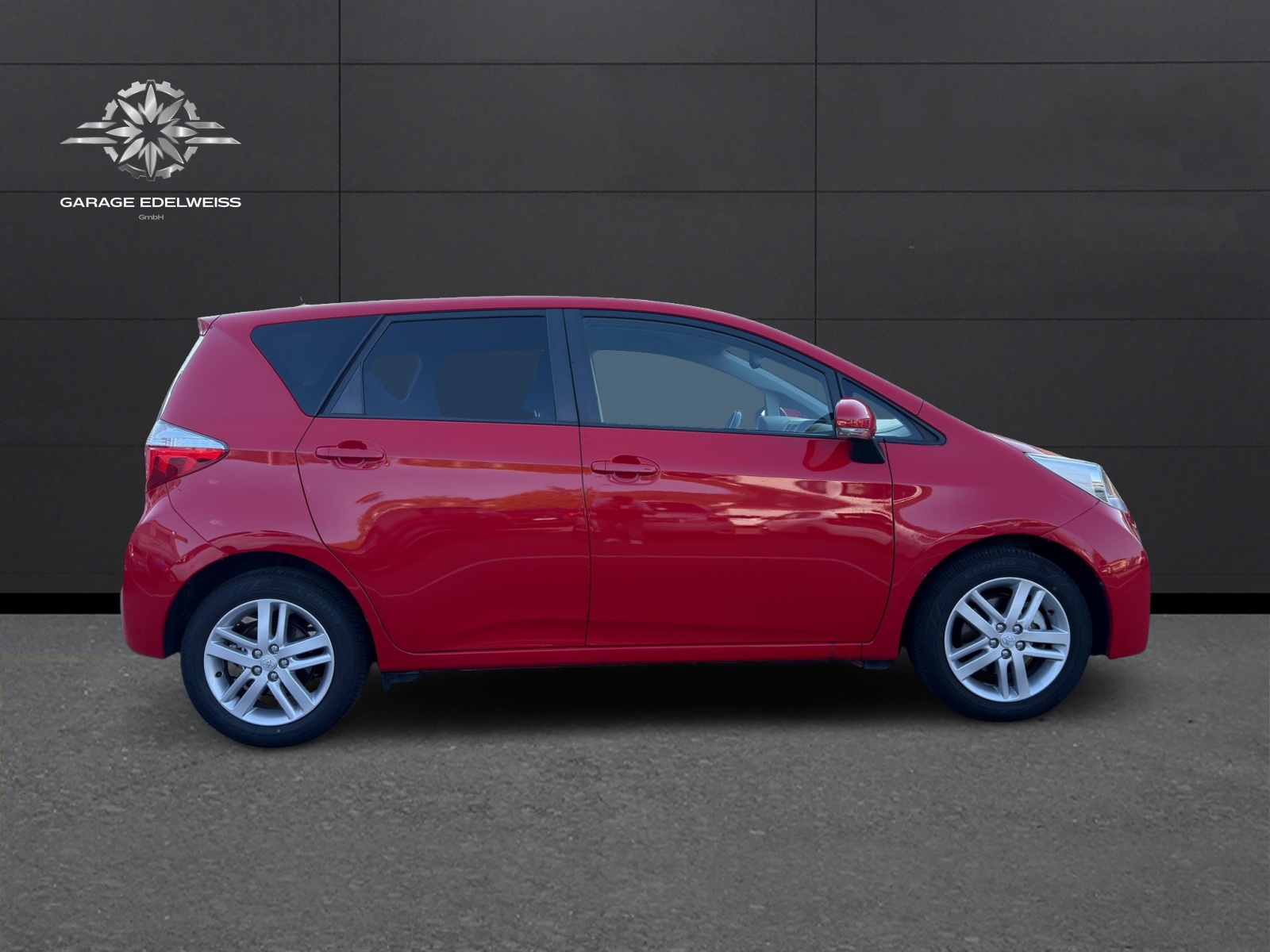 TOYOTA Verso-S 1.33 Linea Sol Multidrive S-image-5