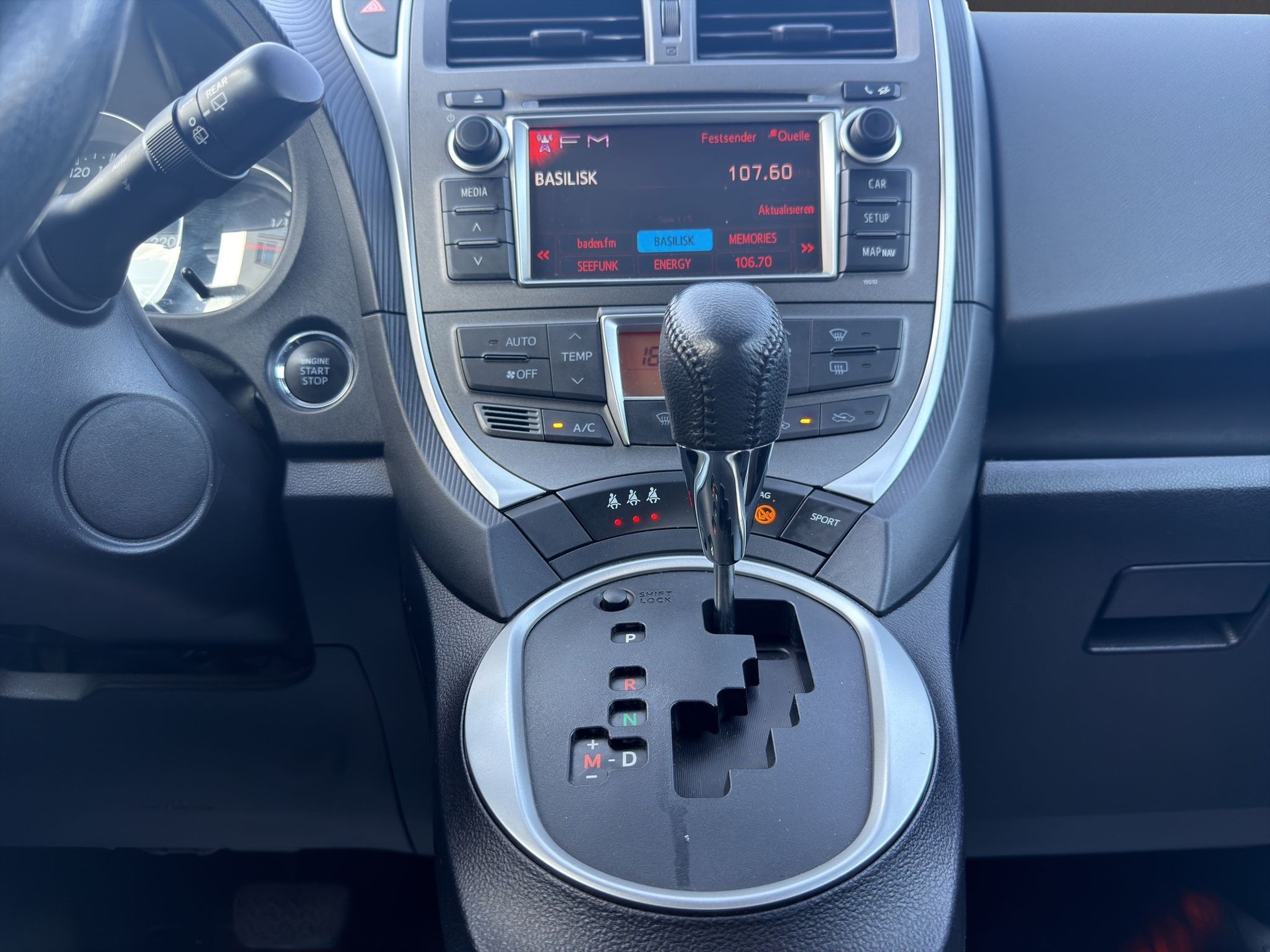 TOYOTA Verso-S 1.33 Linea Sol Multidrive S-image-12