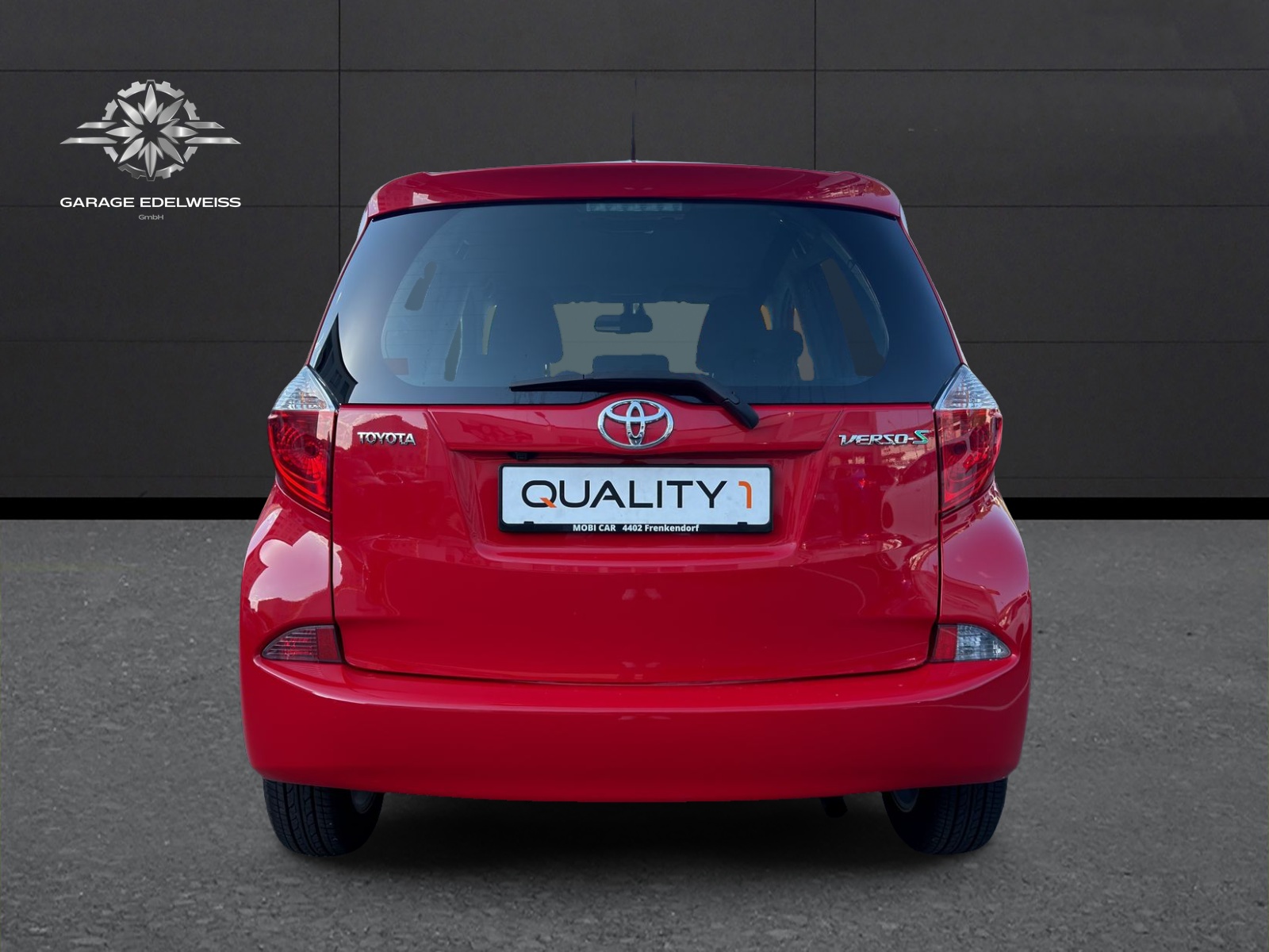 TOYOTA Verso-S 1.33 Linea Sol Multidrive S-showroom-element-3