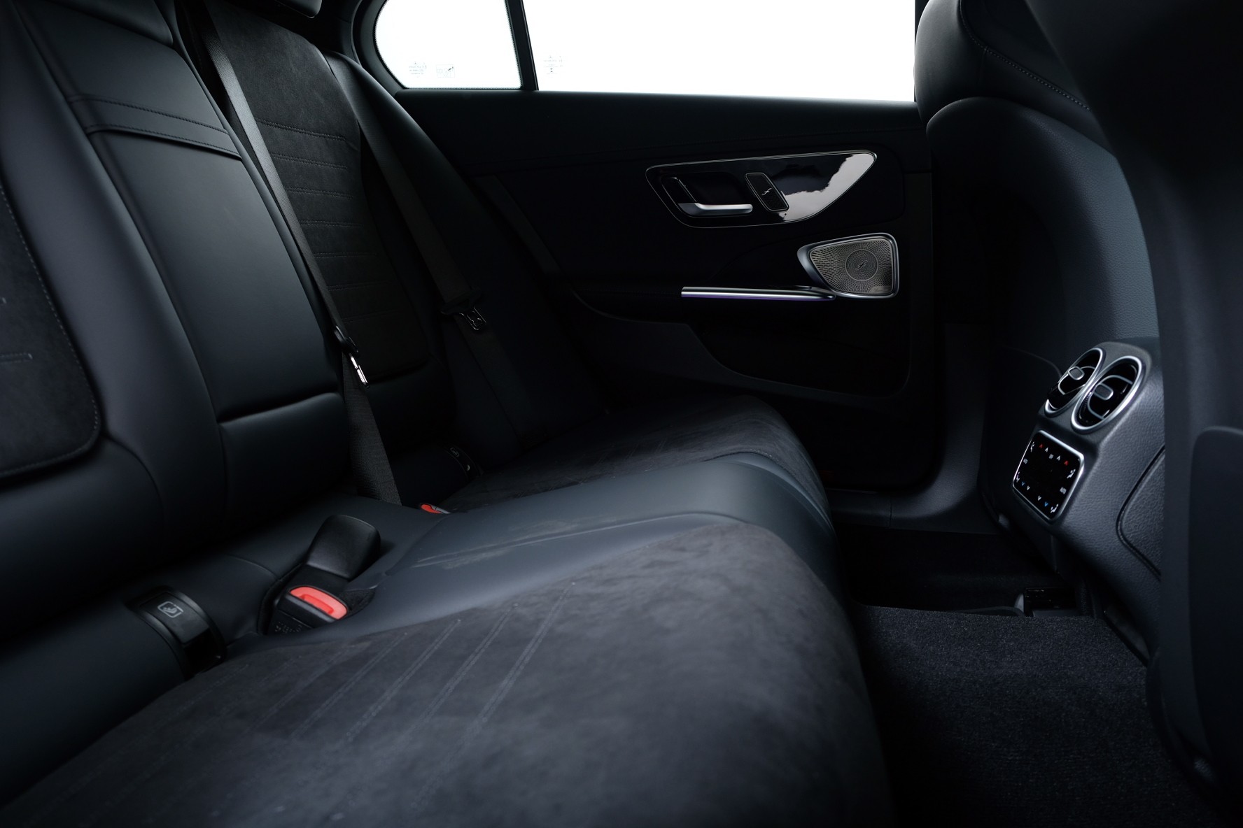 MERCEDES-BENZ C 300 AMG Line 4matic W2026-image-15