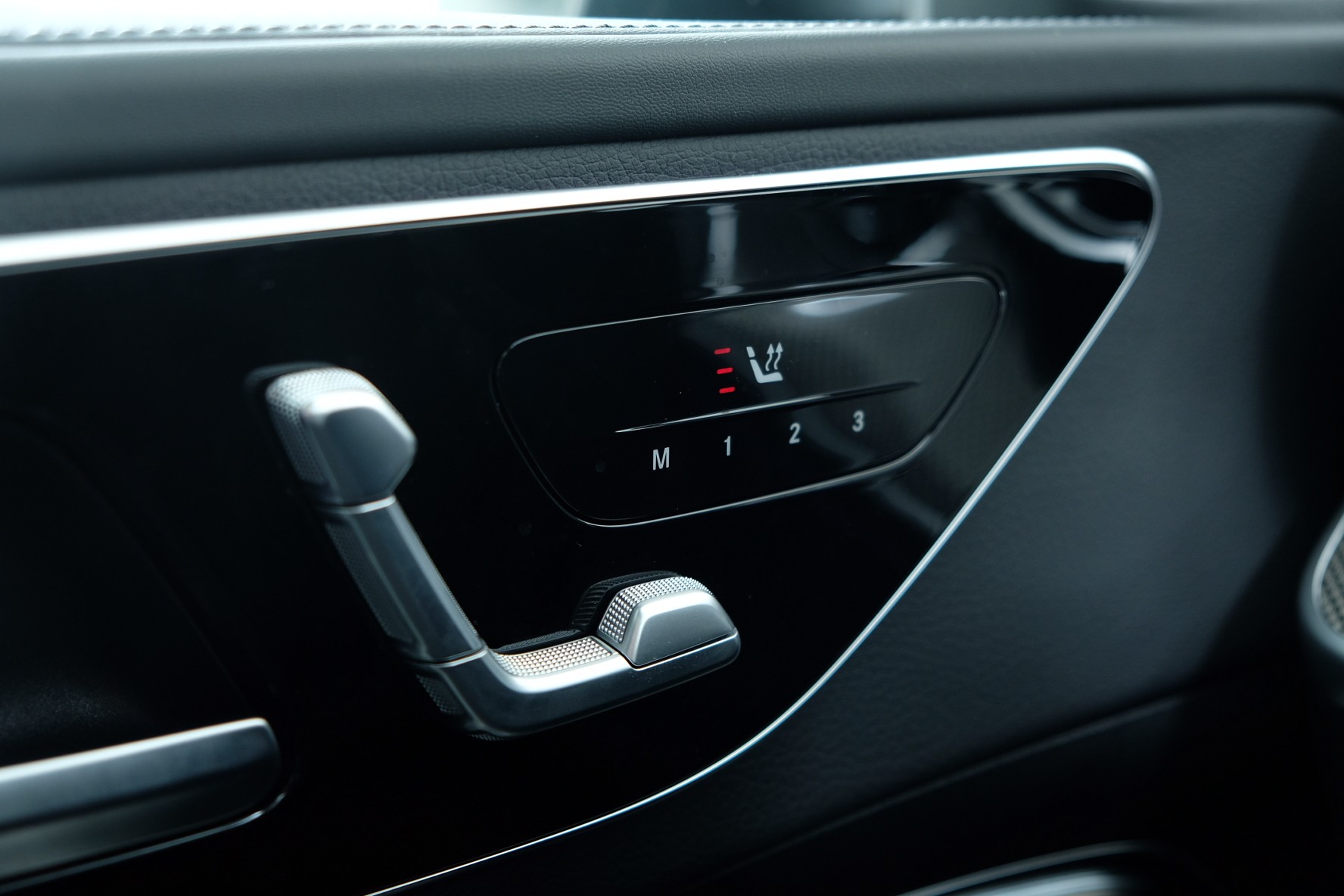 MERCEDES-BENZ C 300 AMG Line 4matic W2026-image-9