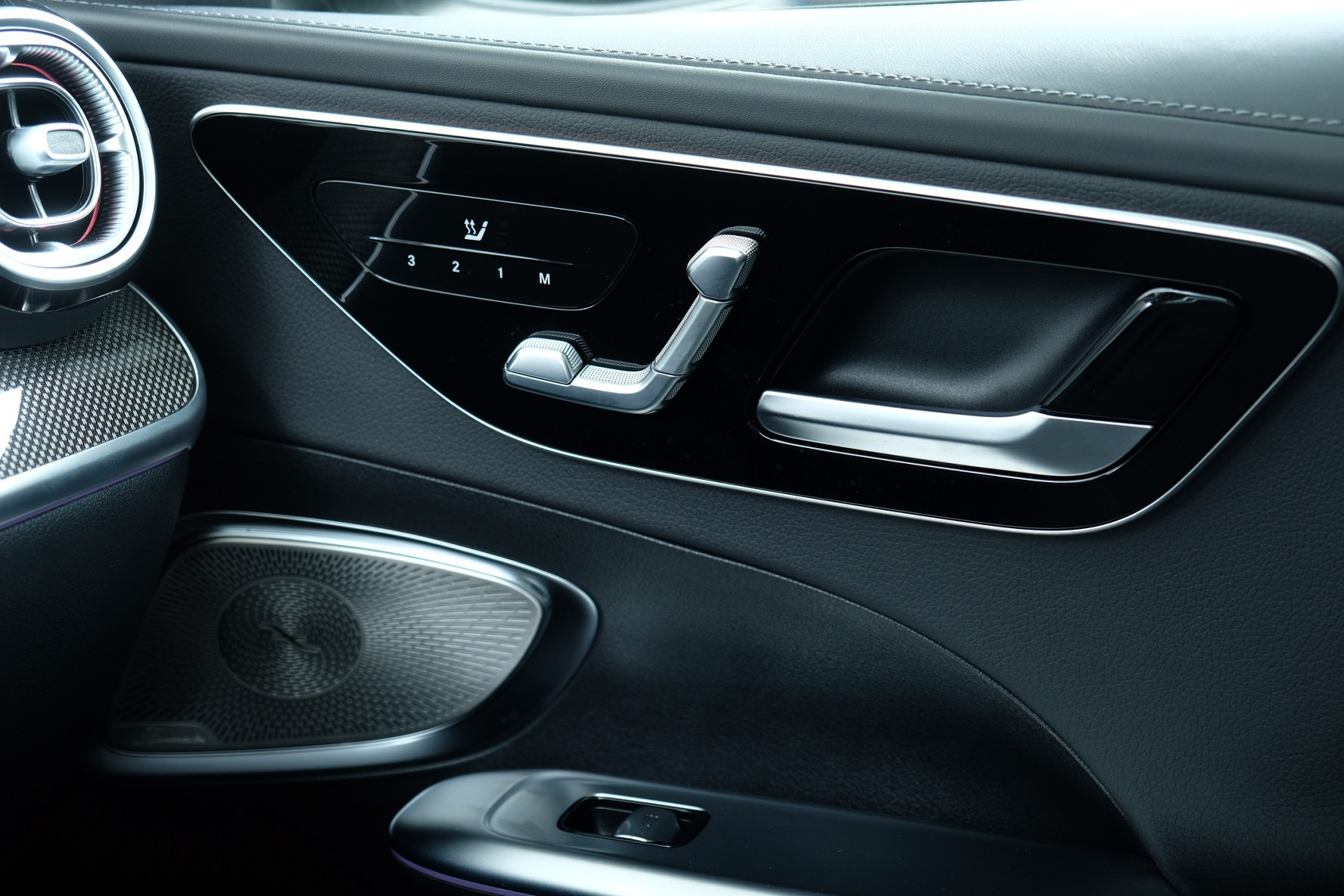 MERCEDES-BENZ C 300 AMG Line 4matic W2026-image-10