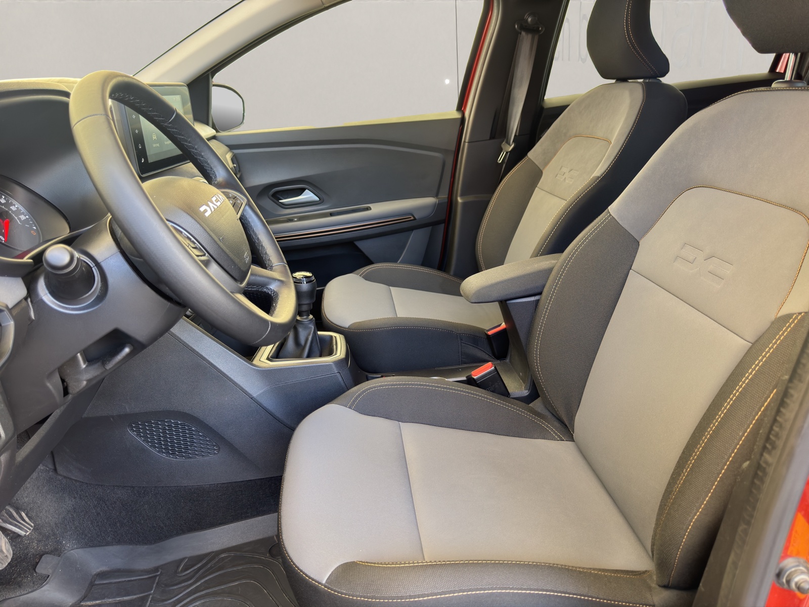 DACIA Jogger 1.0 TCe Extreme 110PS-image-11