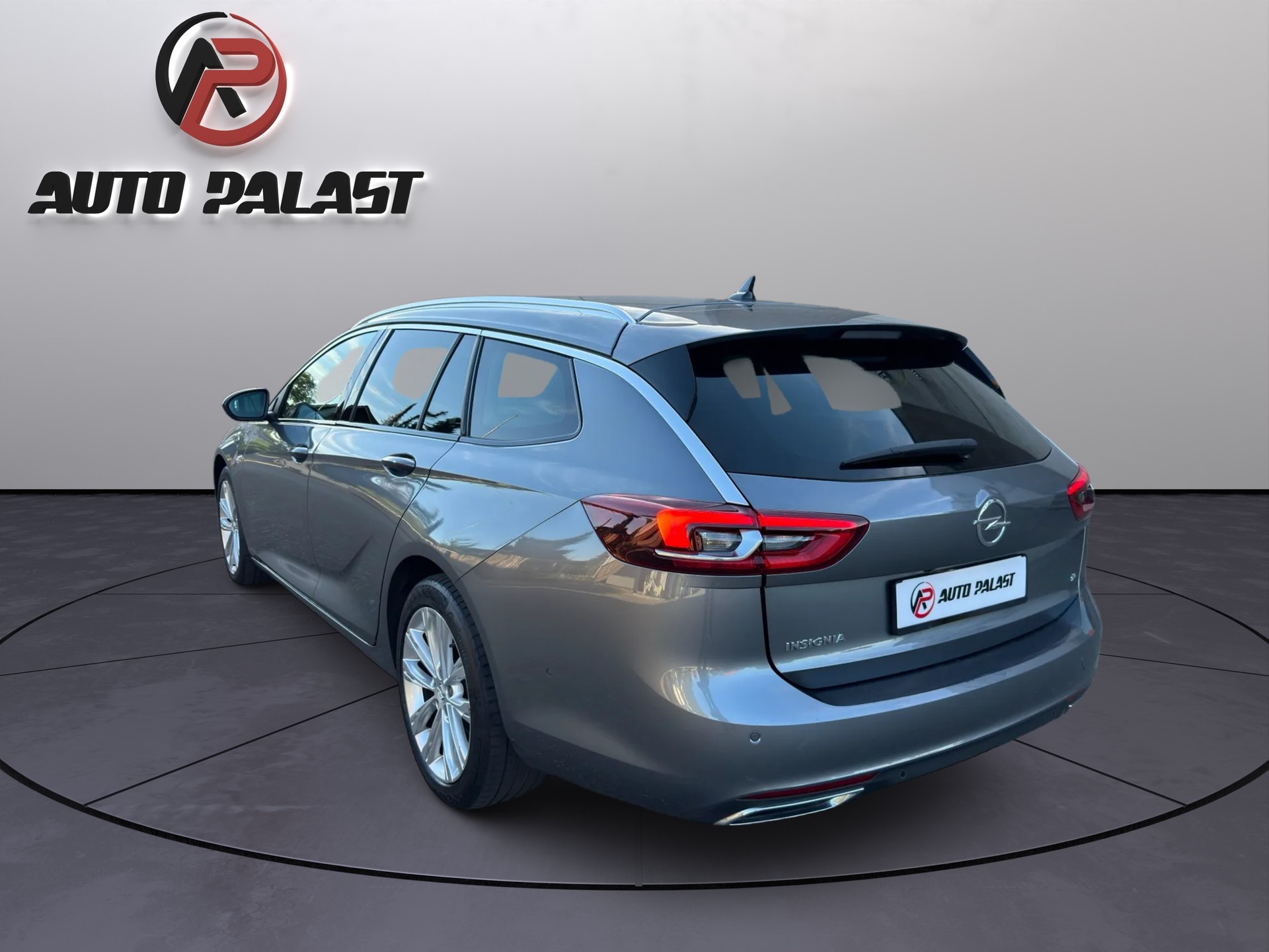 OPEL Insignia 2.0 CDTI Sports Tourer 4WD Elegance Automatic-image-2