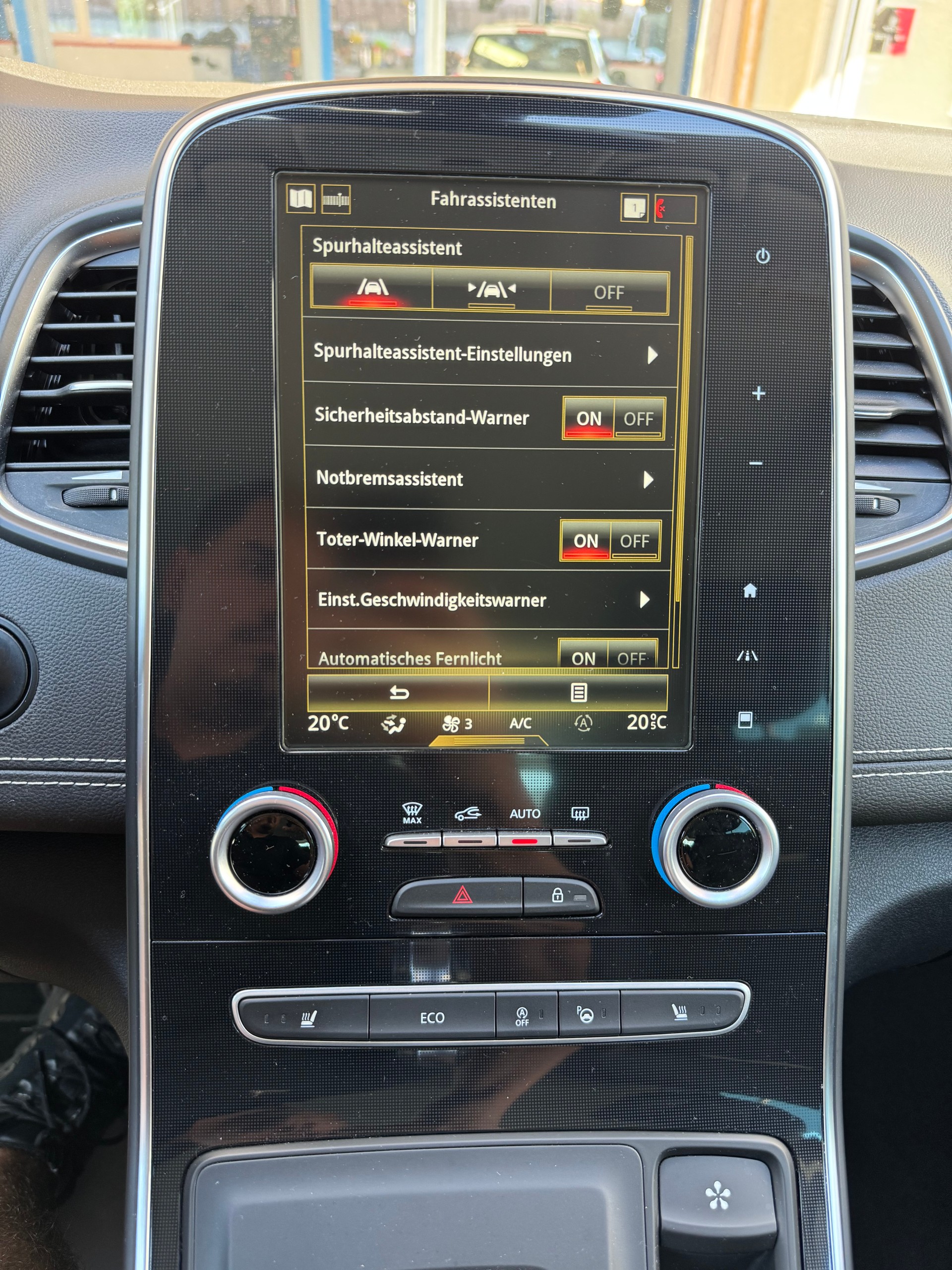 RENAULT Scénic 1.6 dCi Bose EDC-image-9