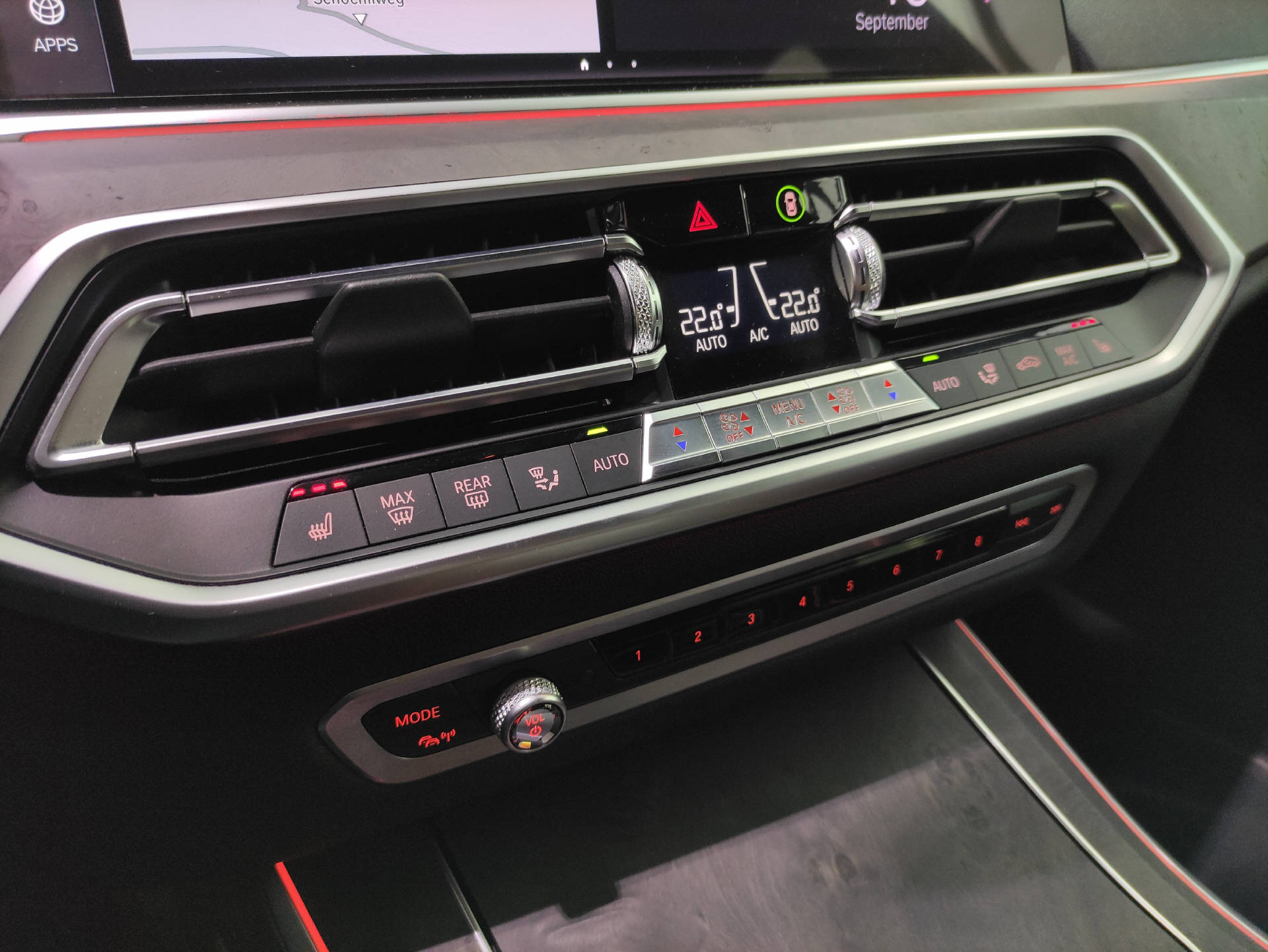 BMW X5 M50d xDrive-image-12