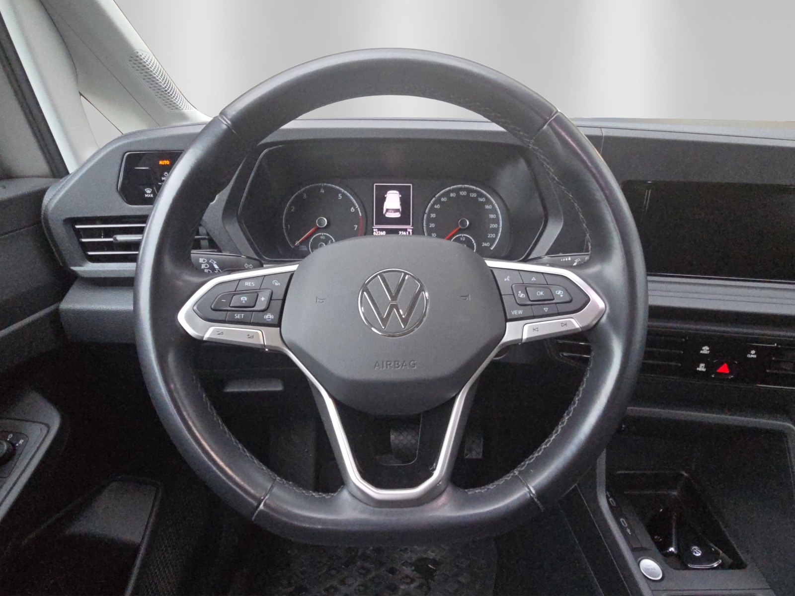 VW Caddy 1.5 TSI DSG-image-11
