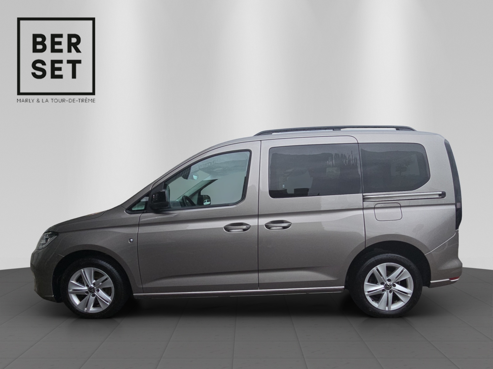 VW Caddy 1.5 TSI DSG-image-1