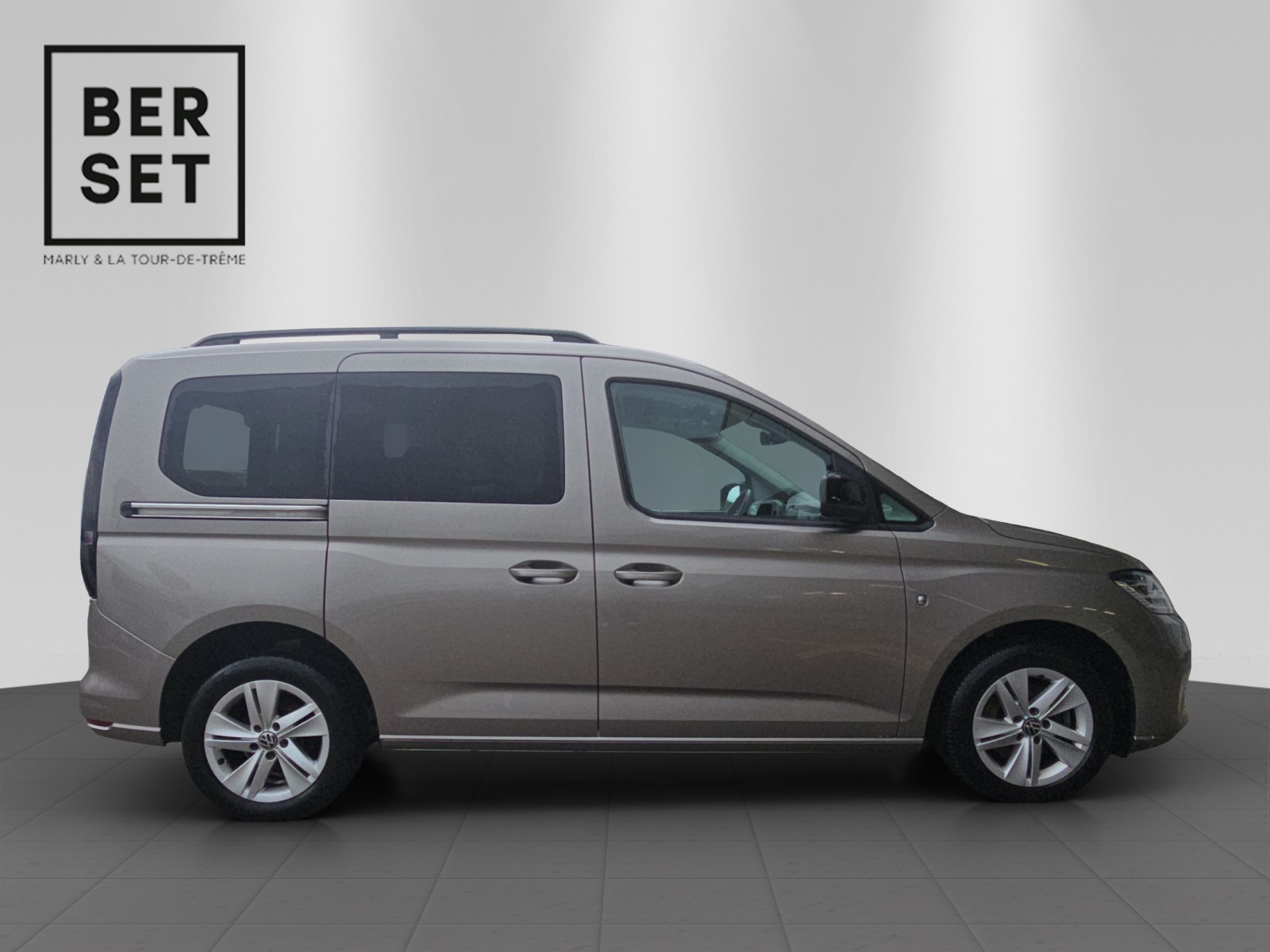 VW Caddy 1.5 TSI DSG-image-5