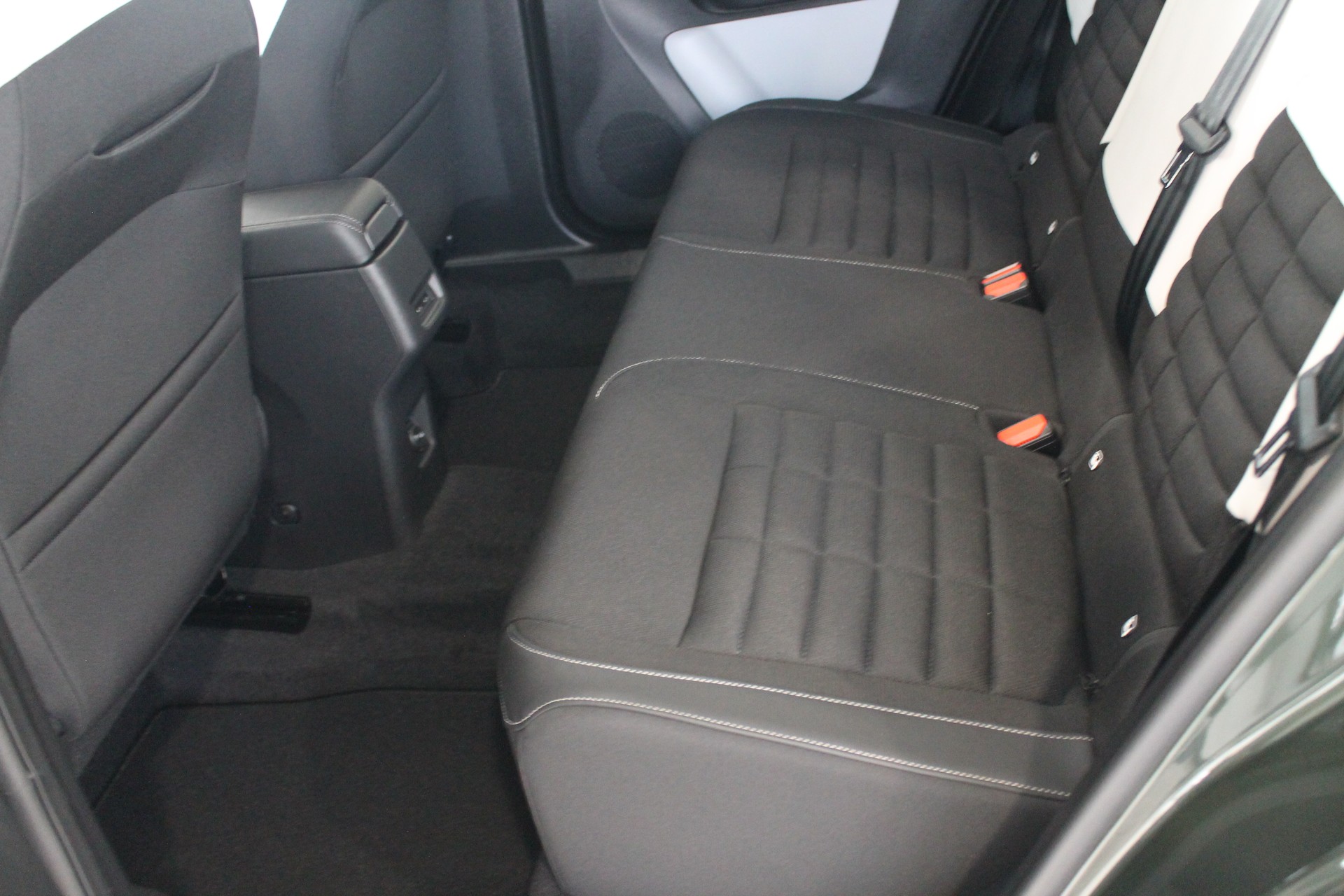 CITROEN C3 Aircross 1.2 MHEV Max-image-11