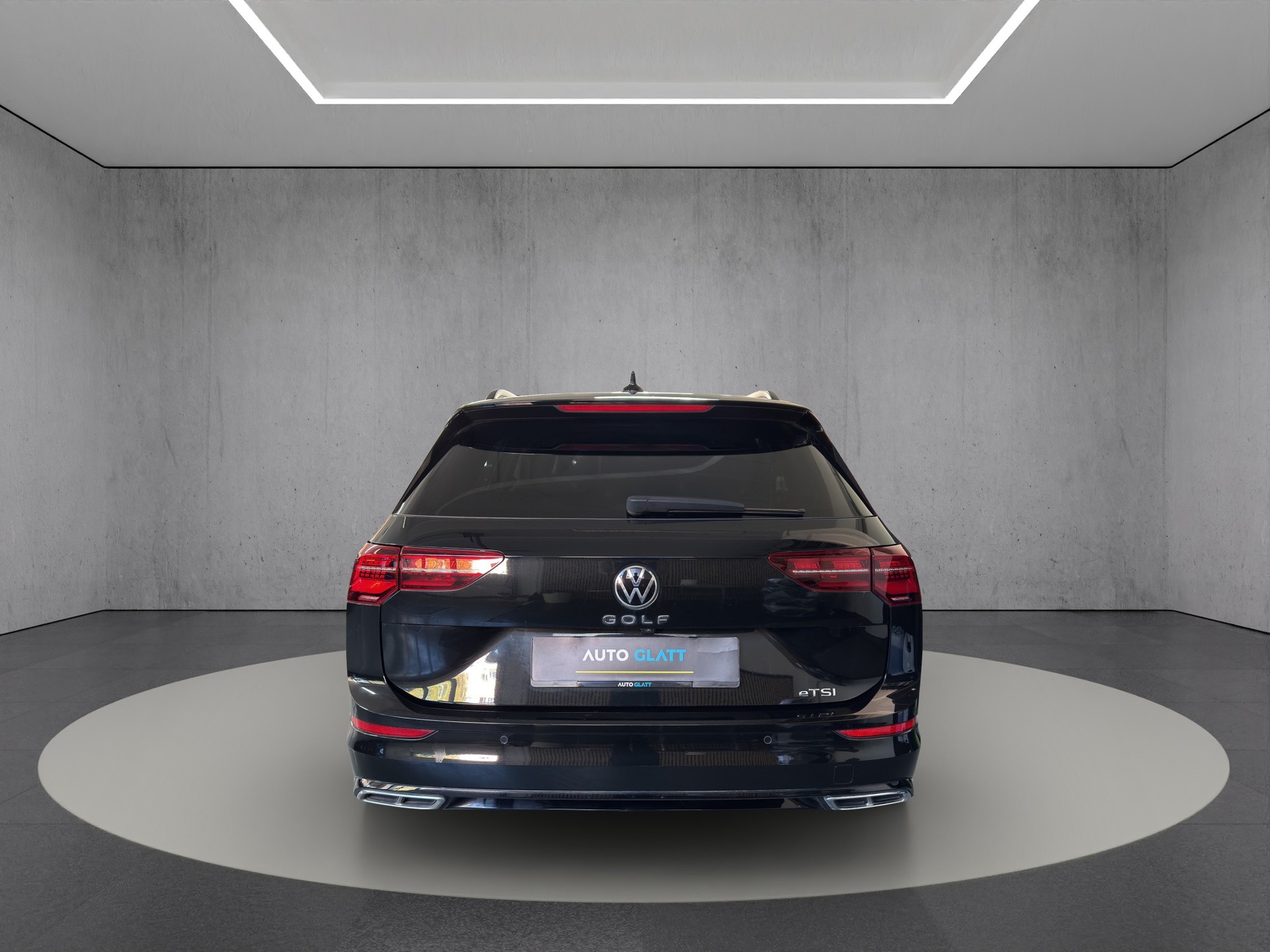 VW Golf Variant 1.5 eTSI mHEV R-Line "AHK-Matrix-RF.-Kamera-Navi"-image-5