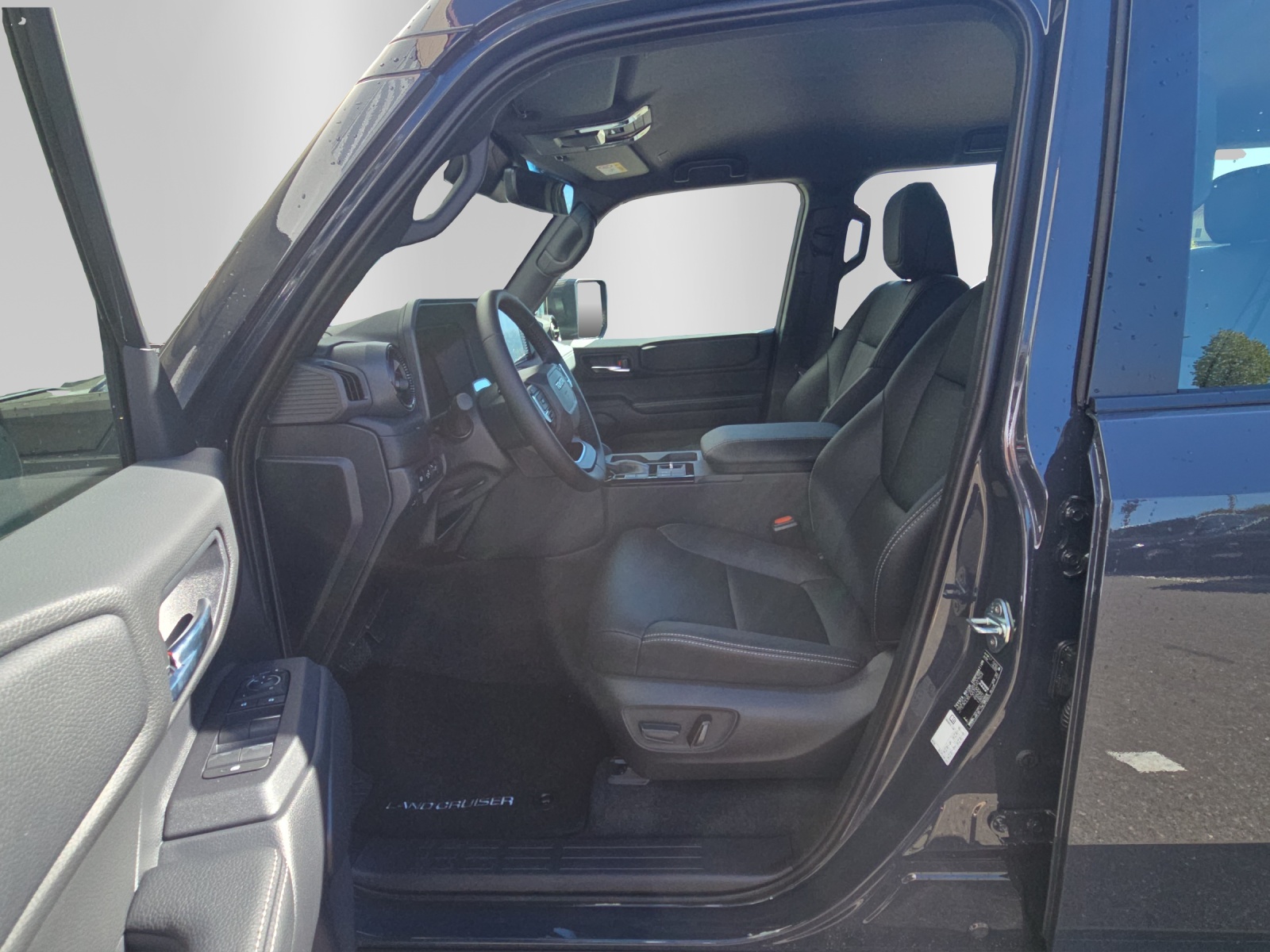TOYOTA Land Cruiser 2.8 D 48V Comfort-image-8