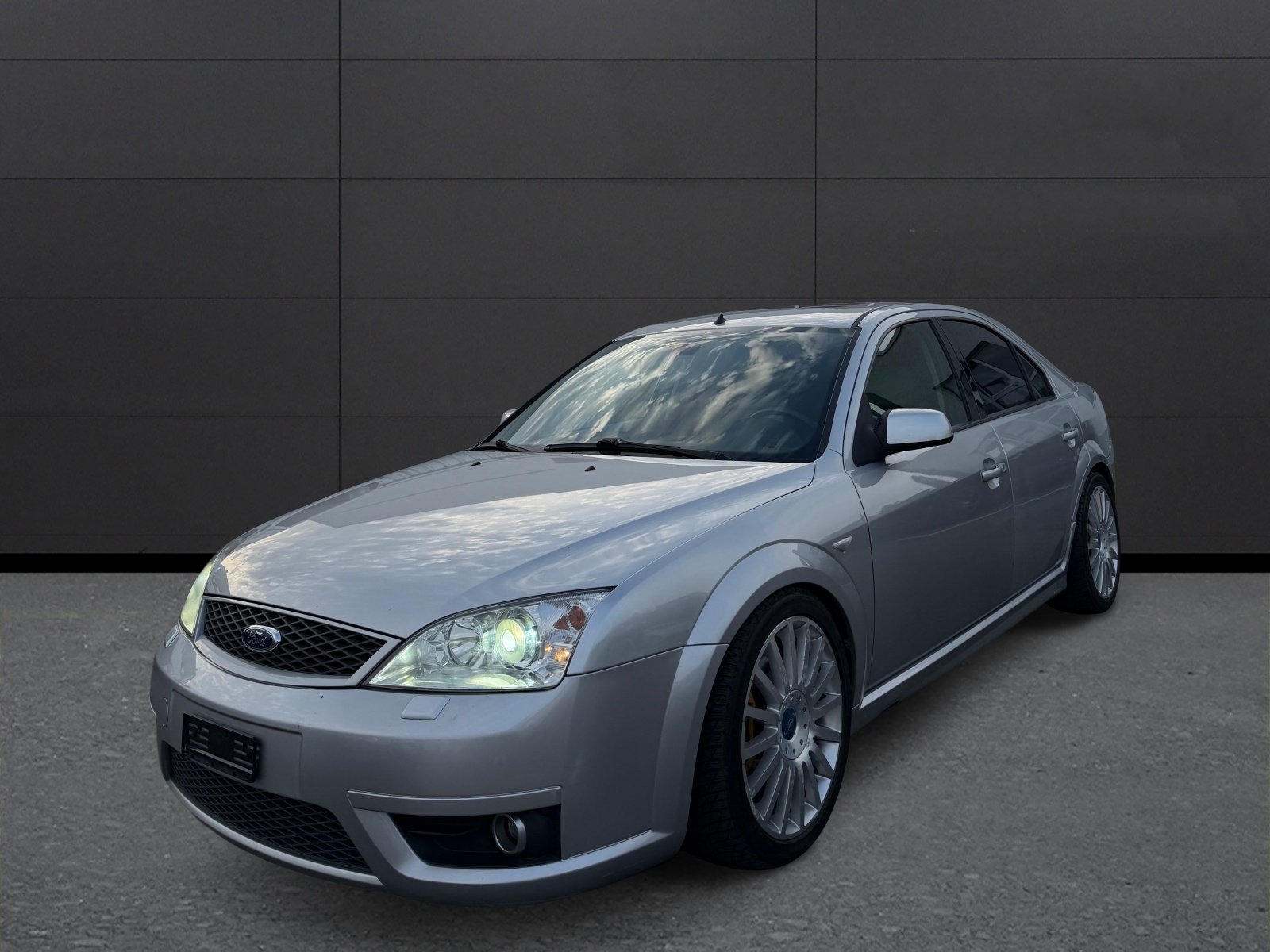 FORD Mondeo 3.0i V6 ST220-image-0