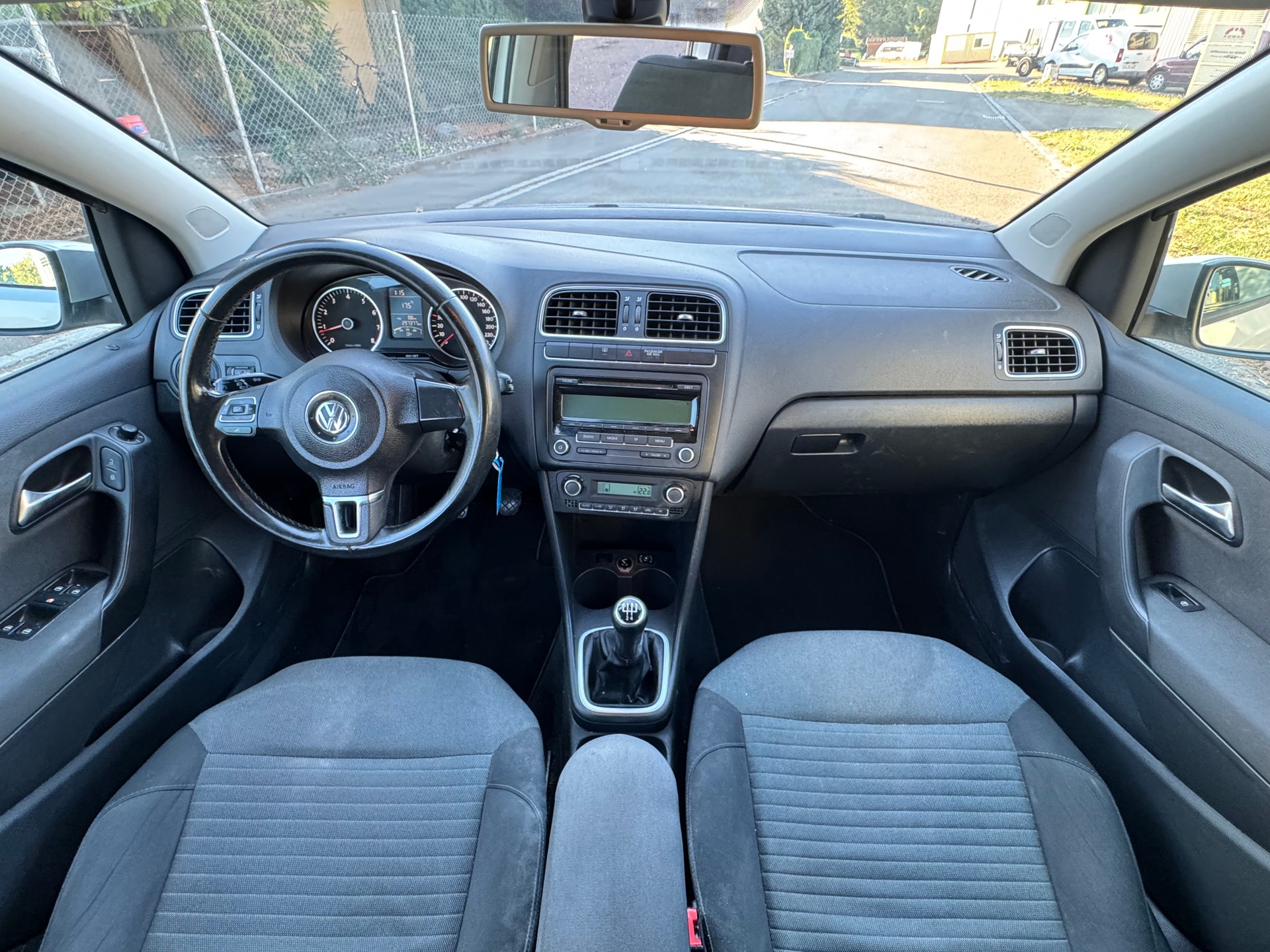 VW Polo 1.4 16V Highline-image-4
