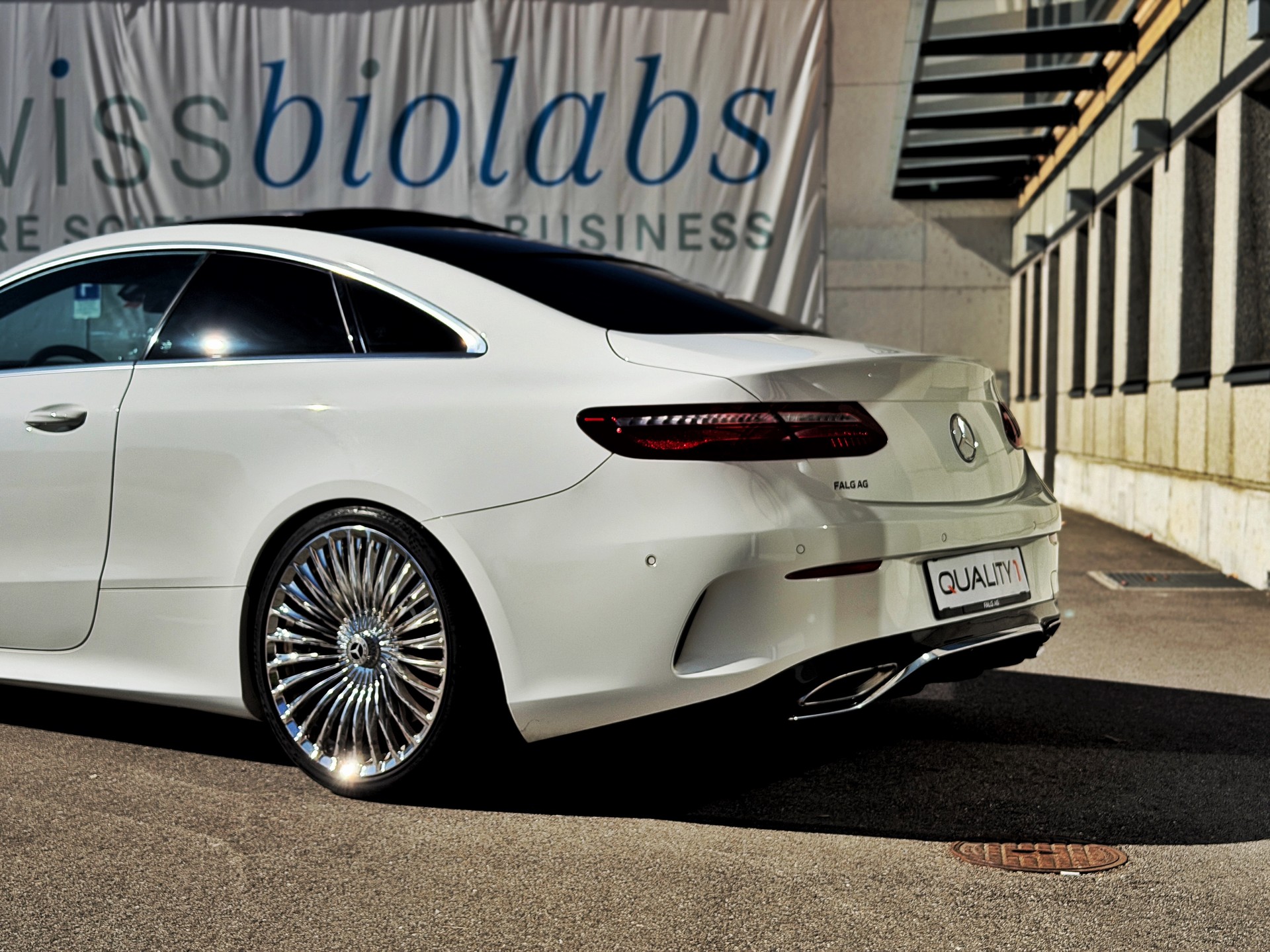MERCEDES-BENZ E 400 Coupé AMG Line 4 Matic 9G-Tronic-image-11