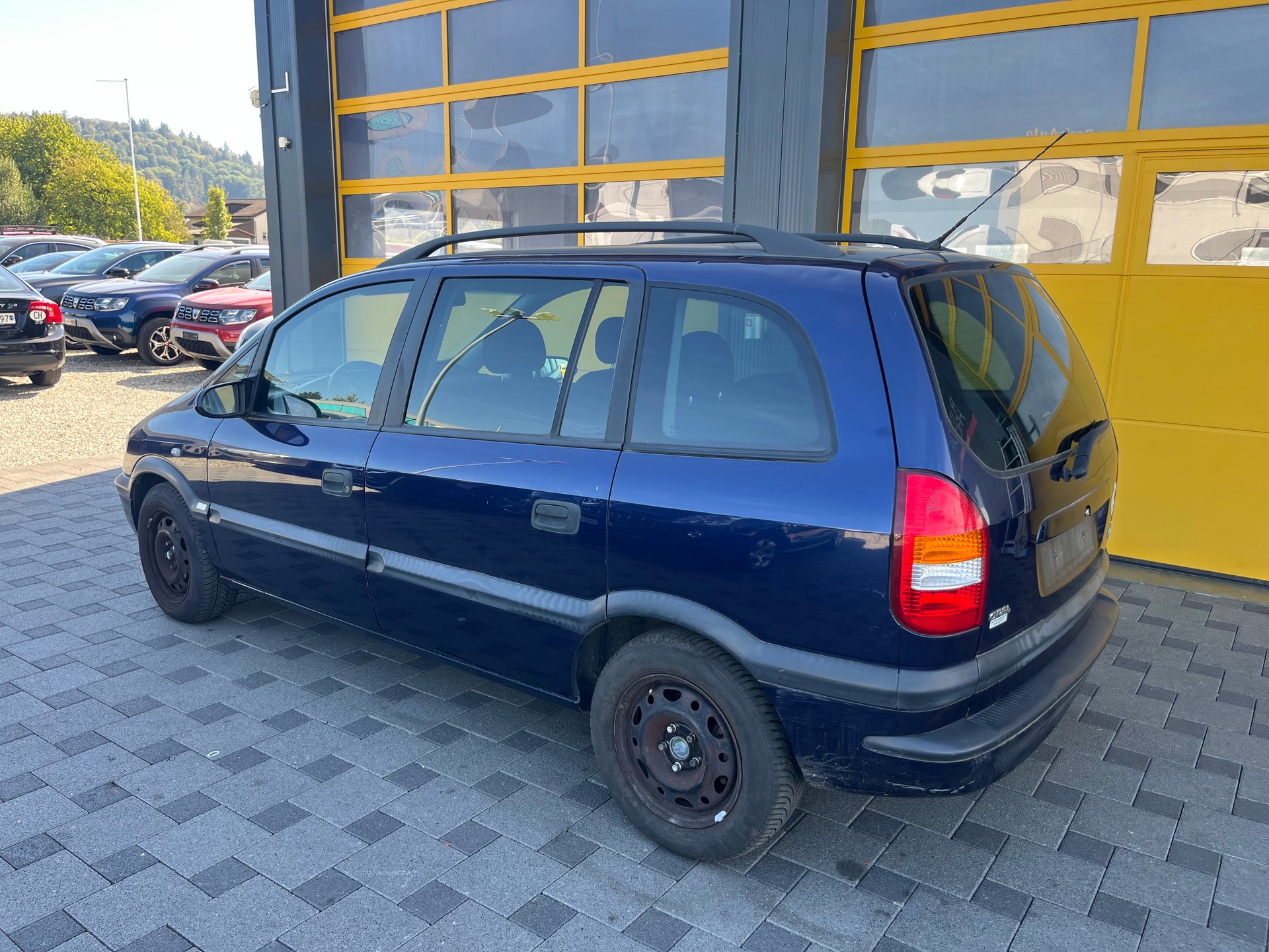 OPEL Zafira 2.2i 16V Comfort-image-5