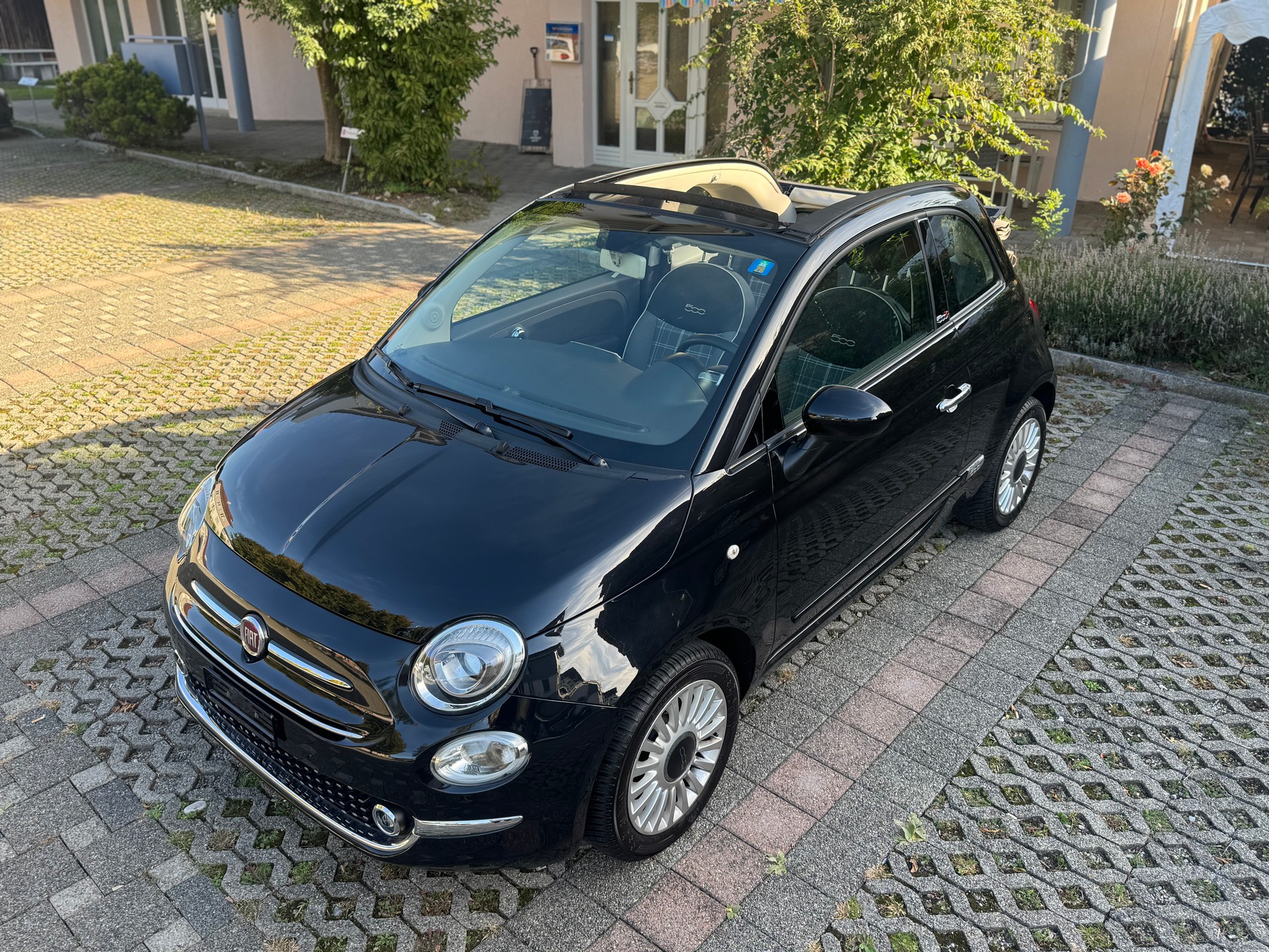 FIAT 500C 1.2 Lounge-image-1