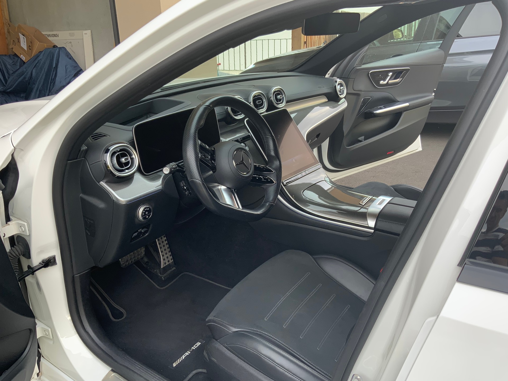 MERCEDES-BENZ C 220 d AMG Line 4matic-image-5