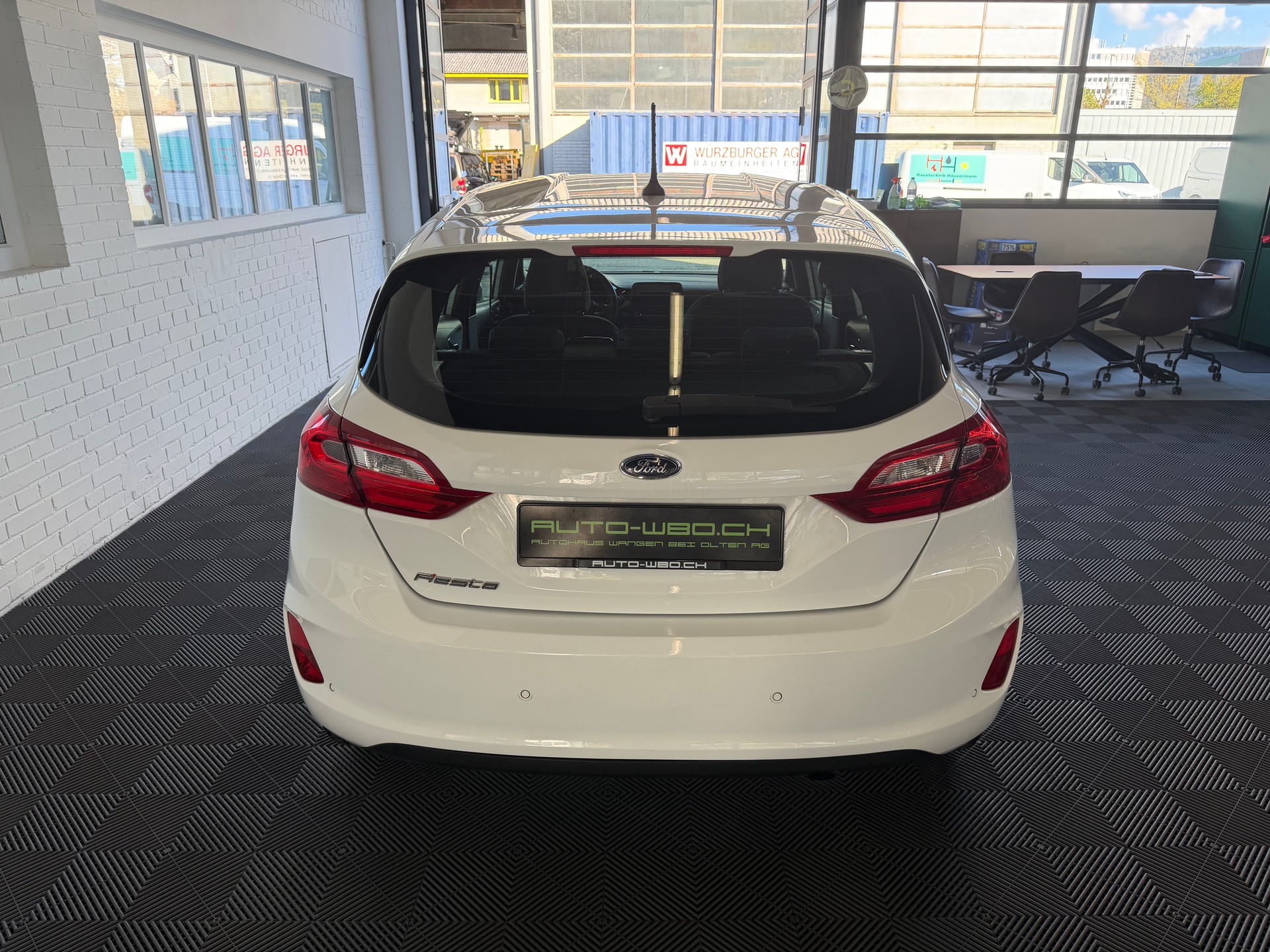 FORD Fiesta 1.1 SCTi Business-image-3