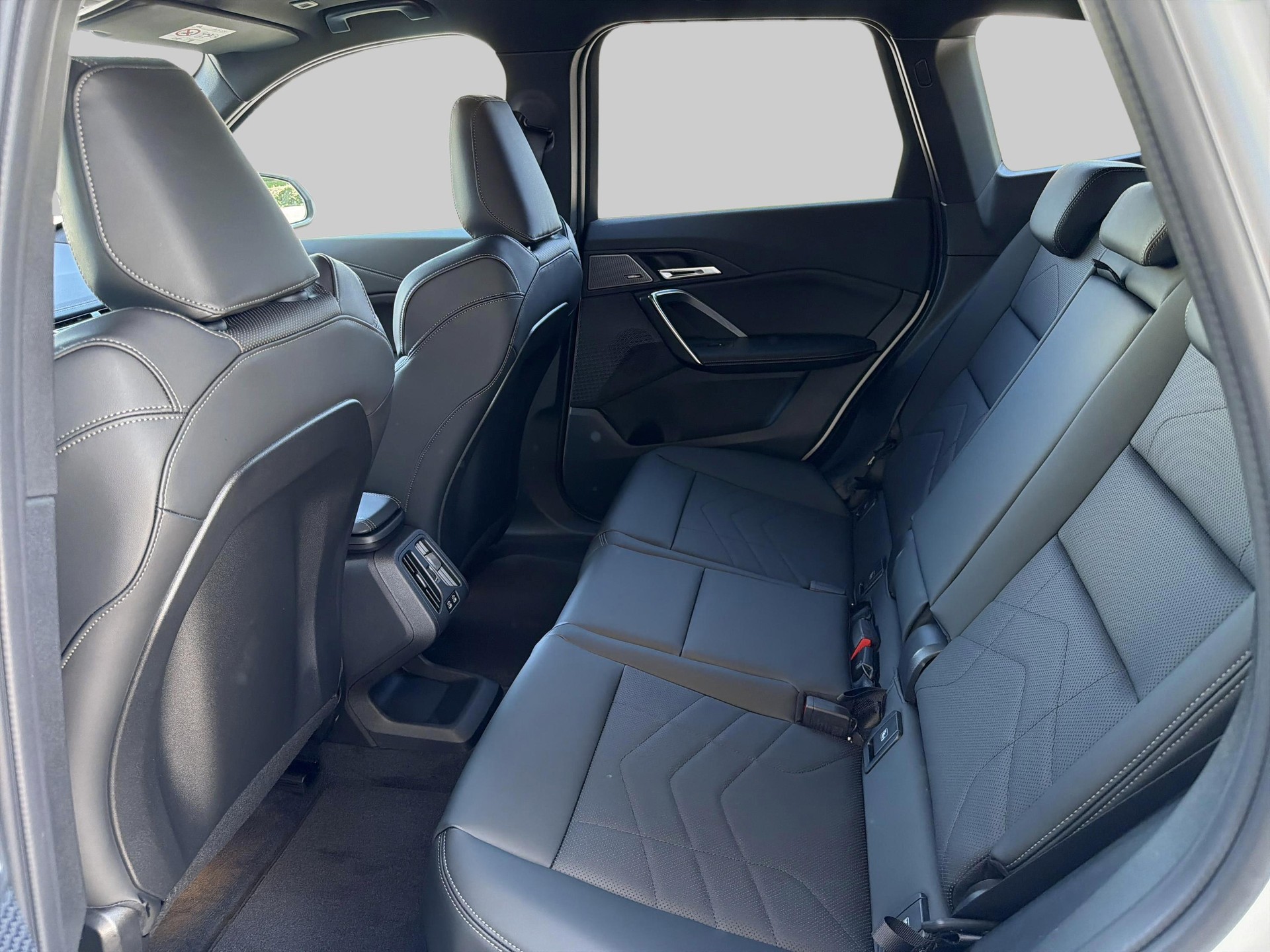 BMW X1 xDrive 30e M Sport-image-10