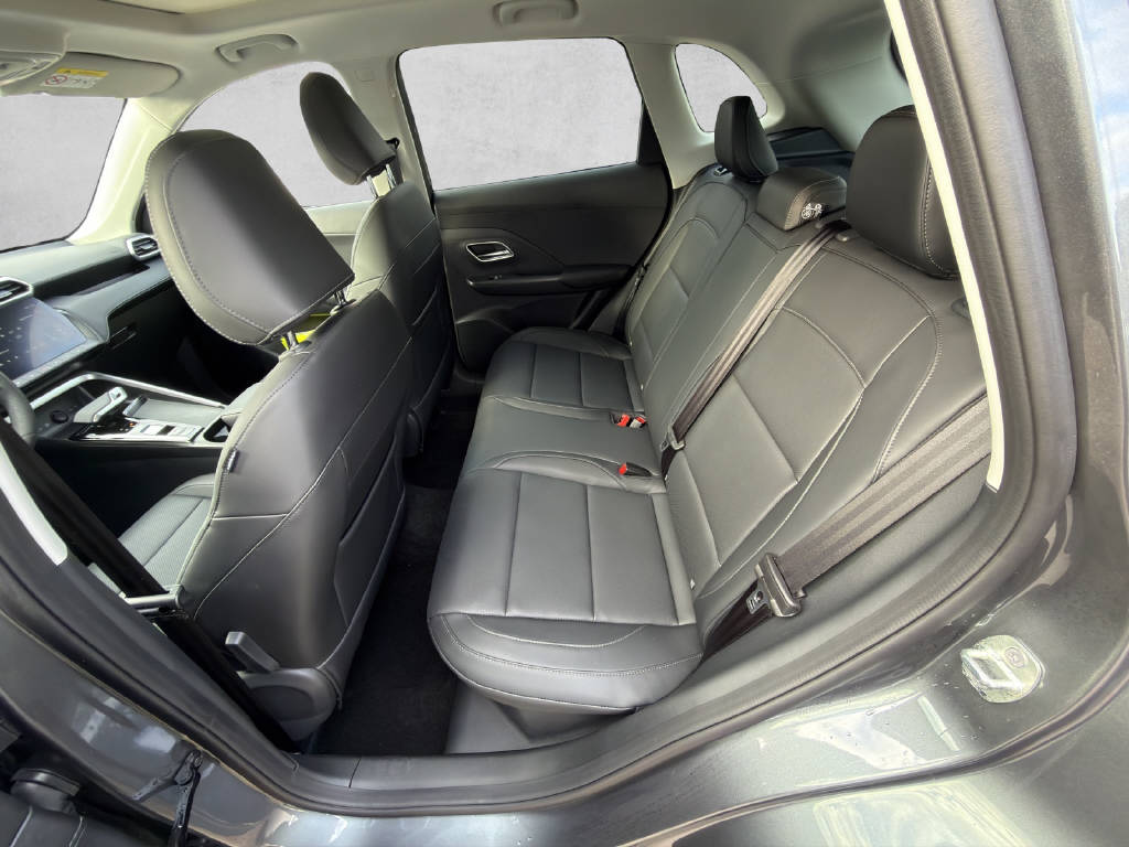 MG ZS 1.5 Hybrid+ Luxury-image-6