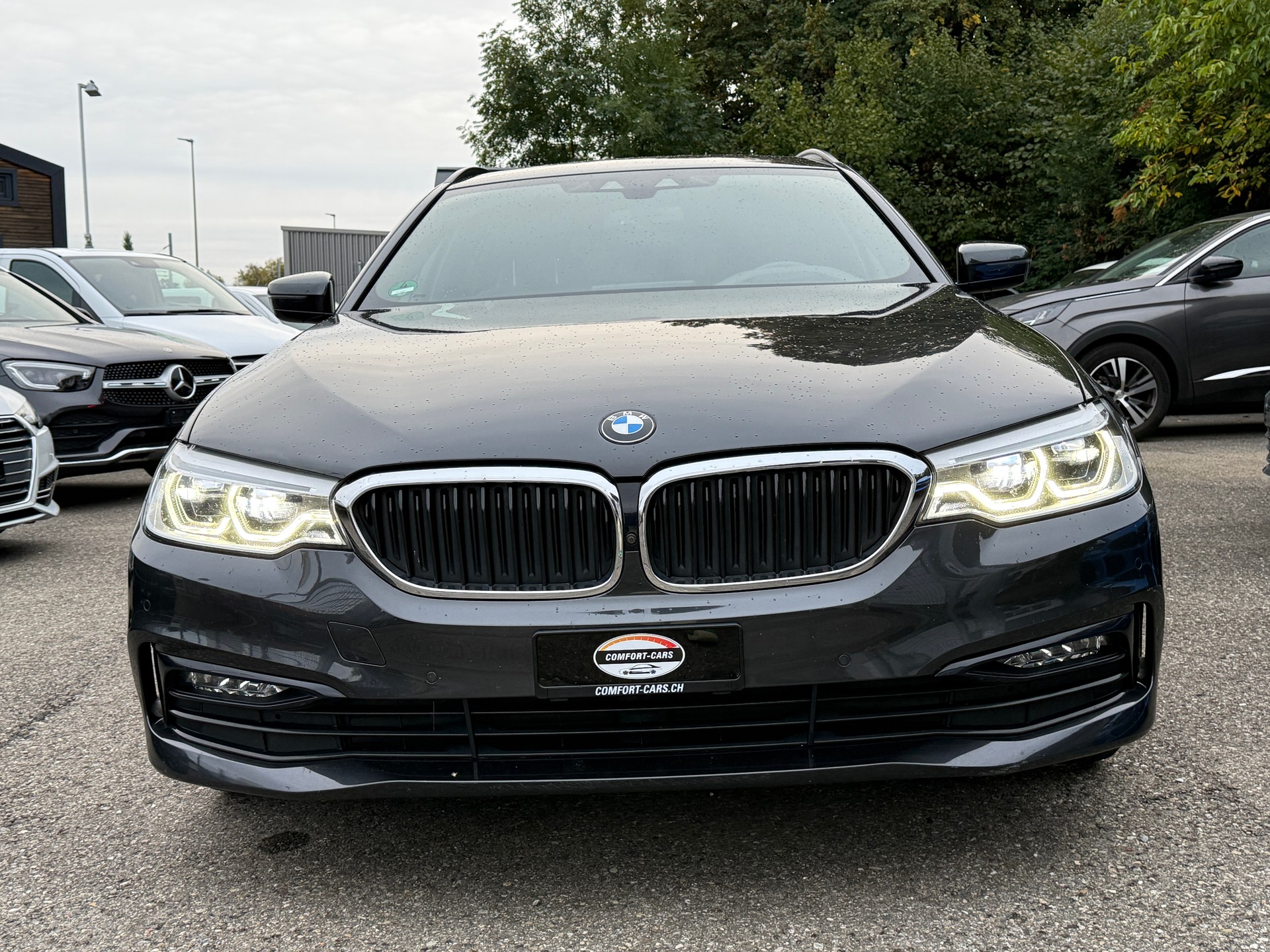 BMW 530d xDrive Touring Sport Line Steptronic*Anhängerkupplung*Soft-Close-Türen-image-9