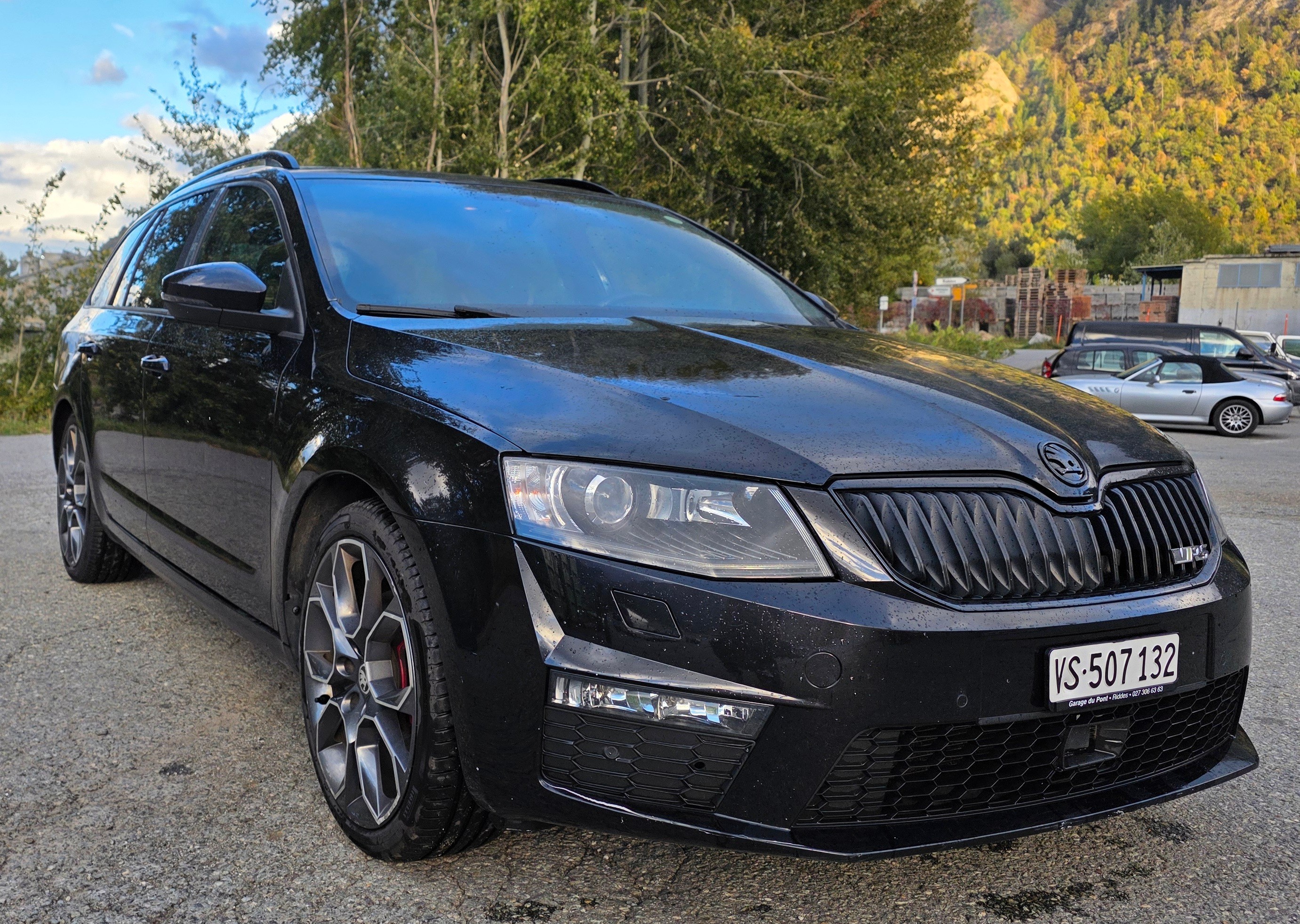 Car photo