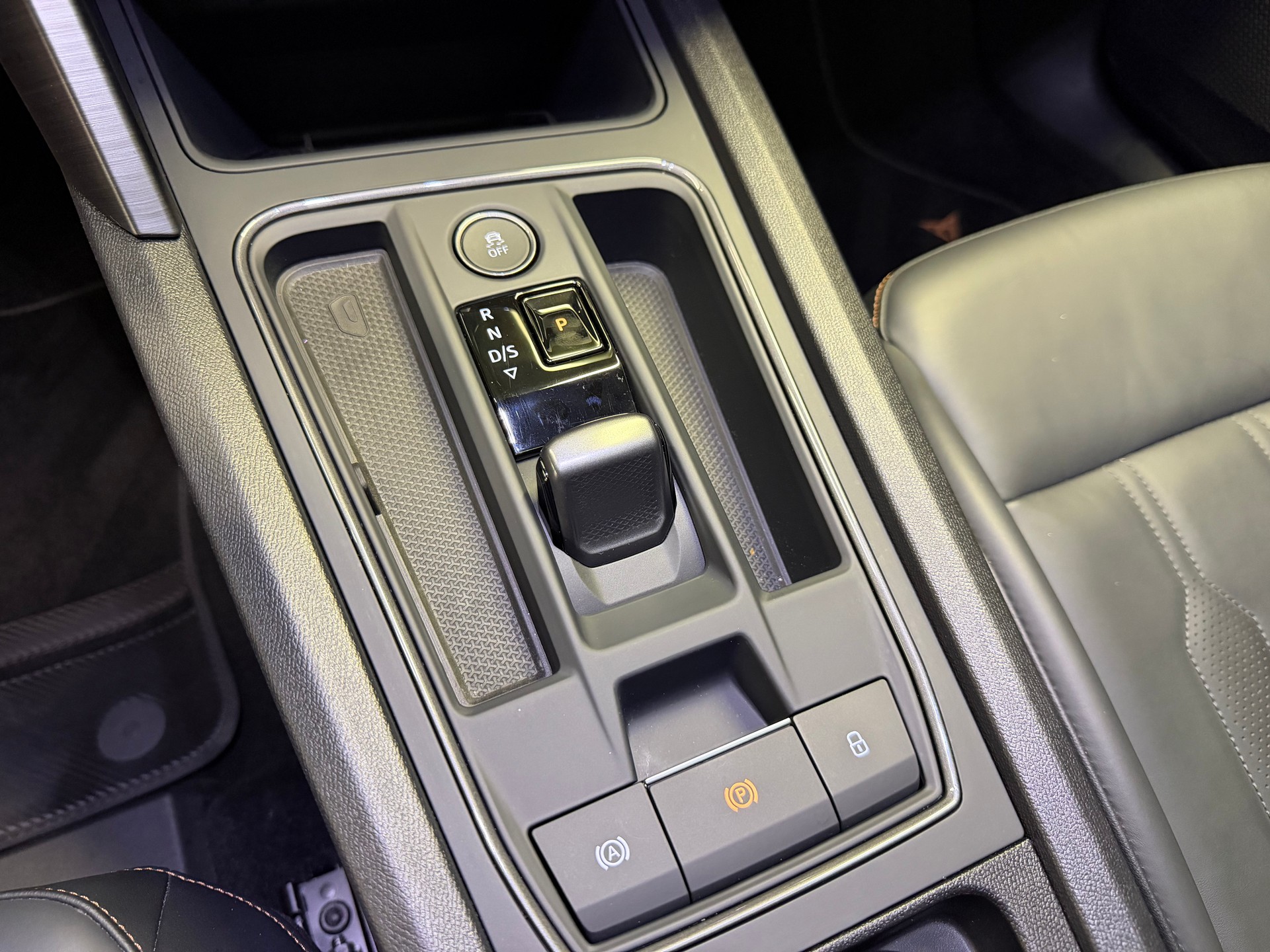 CUPRA Formentor 1.4 e-HYBRID pHEV VZ DSG-image-12