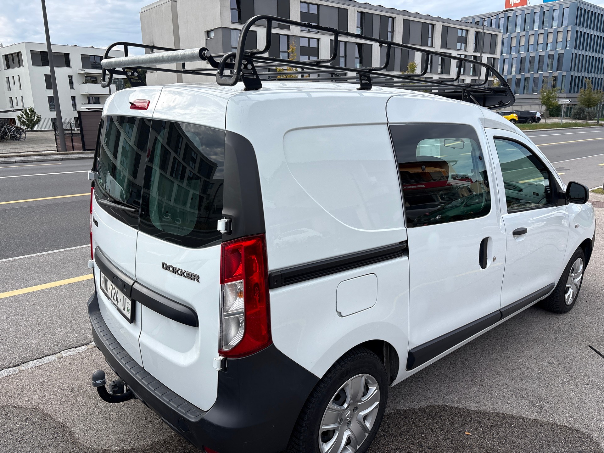 DACIA Dokker Van SCe 100 S&S Access-image-3