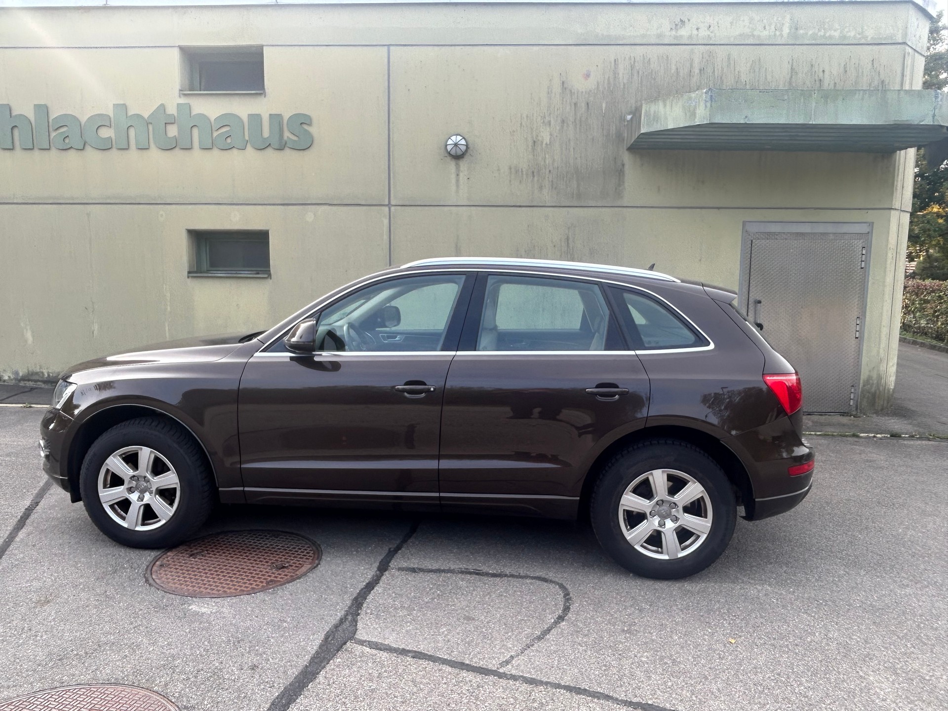 AUDI Q5 2.0 TDI quattro S-tronic-image-5