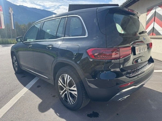 MERCEDES-BENZ GLB 220 d 4Matic Progressive-image-3