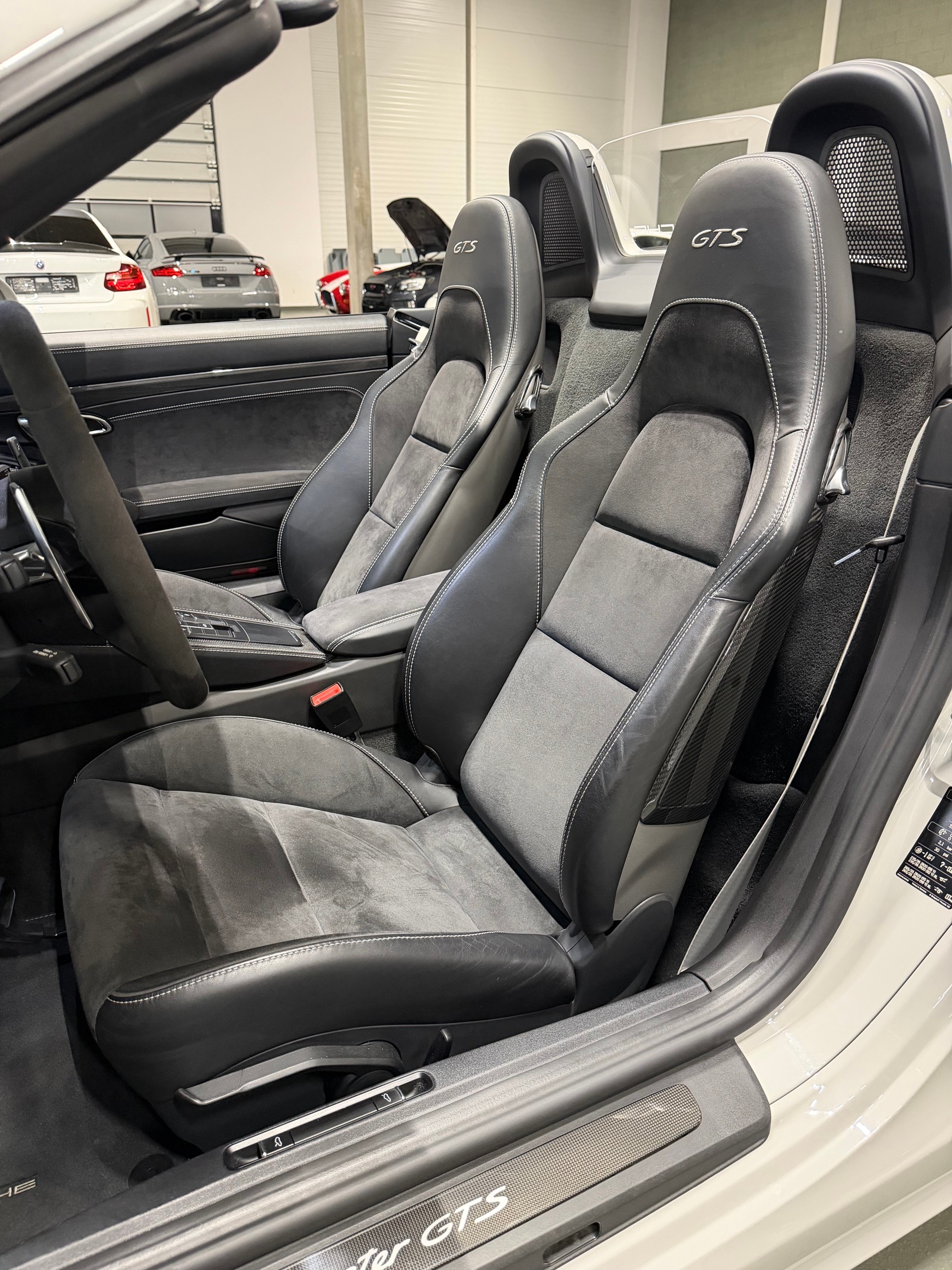 PORSCHE 718 Boxster GTS 2.5 PDK *Swiss-PA*-image-12