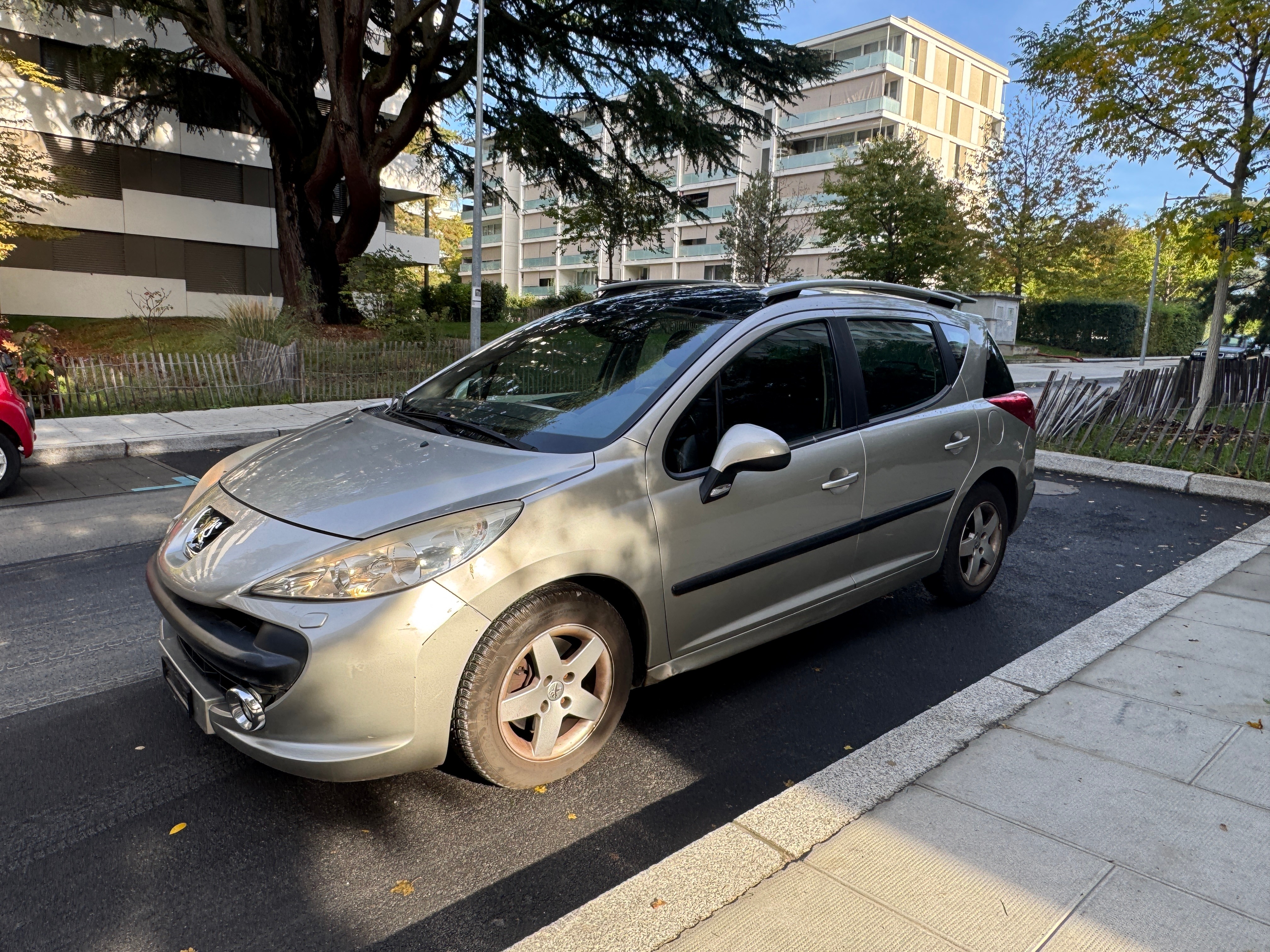 Car photo