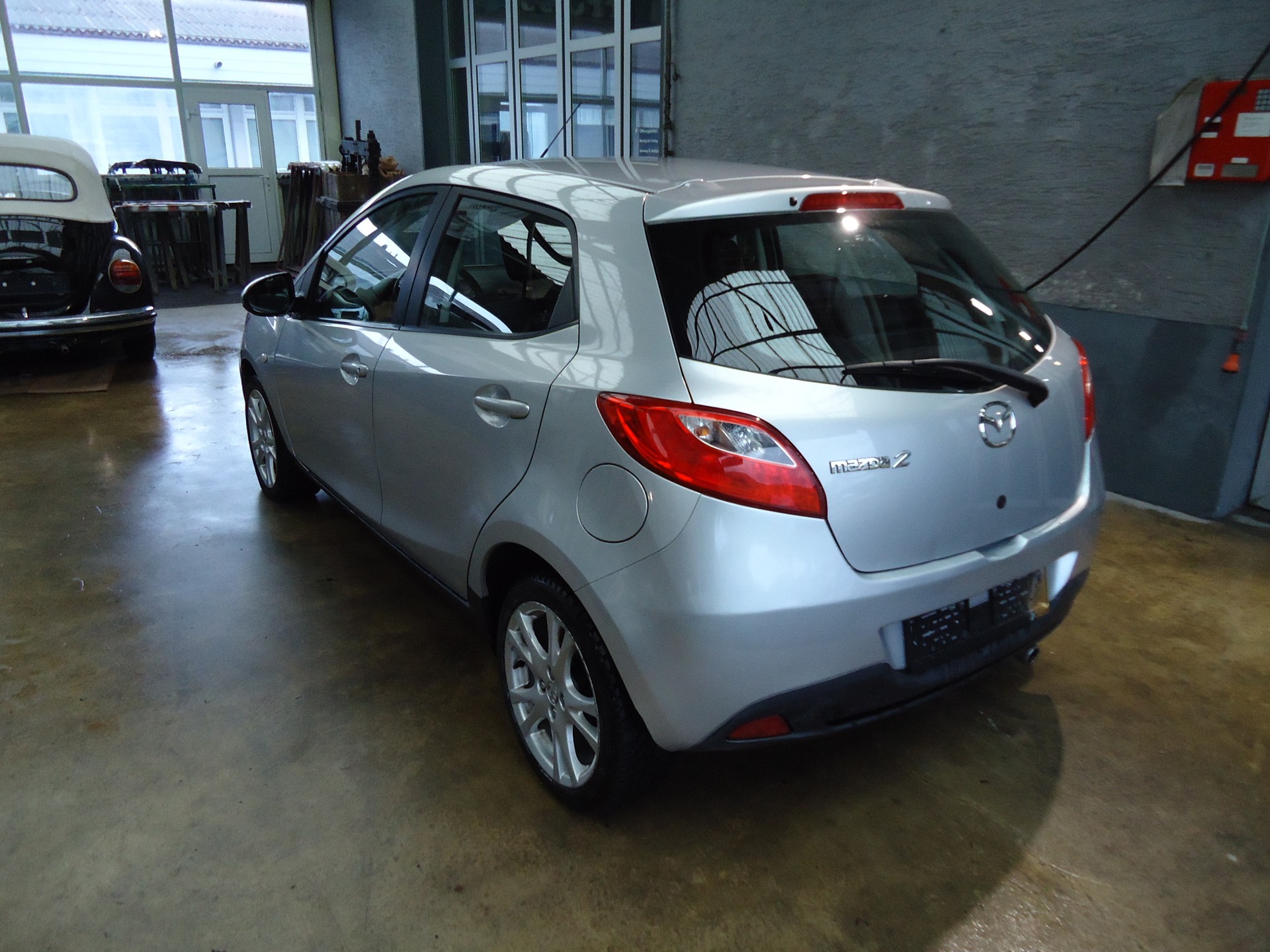 MAZDA 2 1.3i 16V Exclusive-image-1
