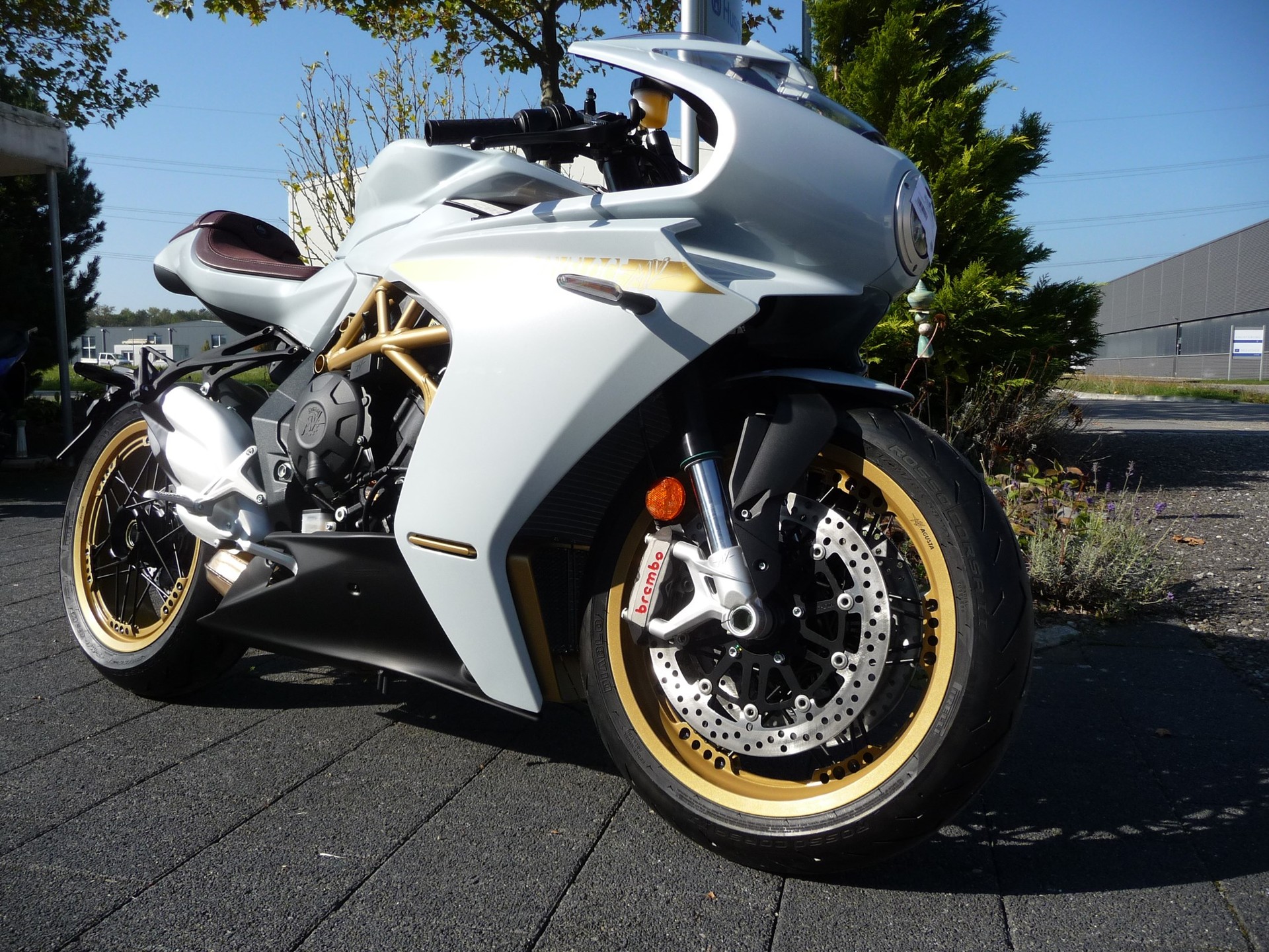 MV AGUSTA SUPERVELOCE 800 S