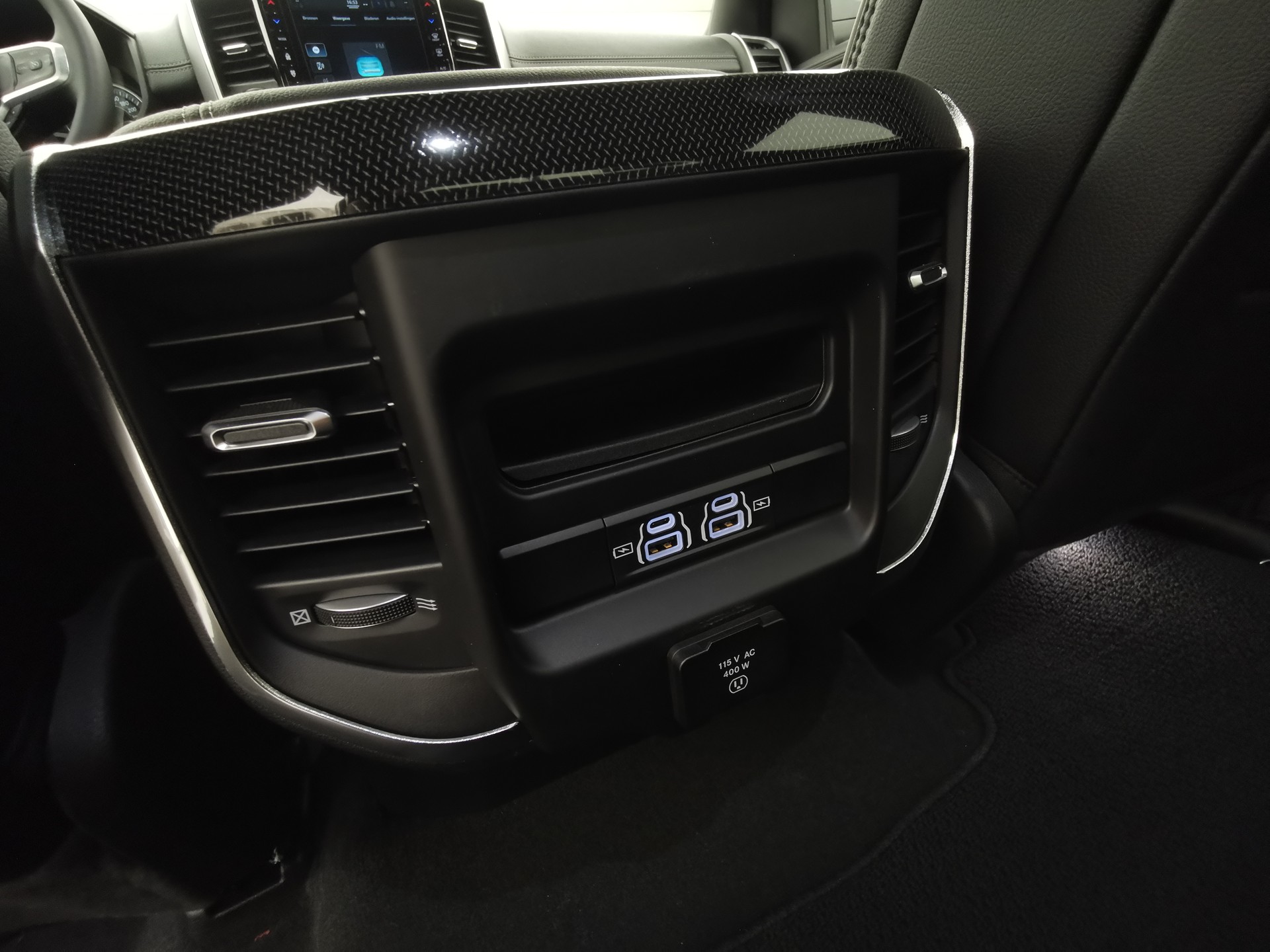 DODGE Ram 1500 5.7 V8 Laramie Sport-image-14