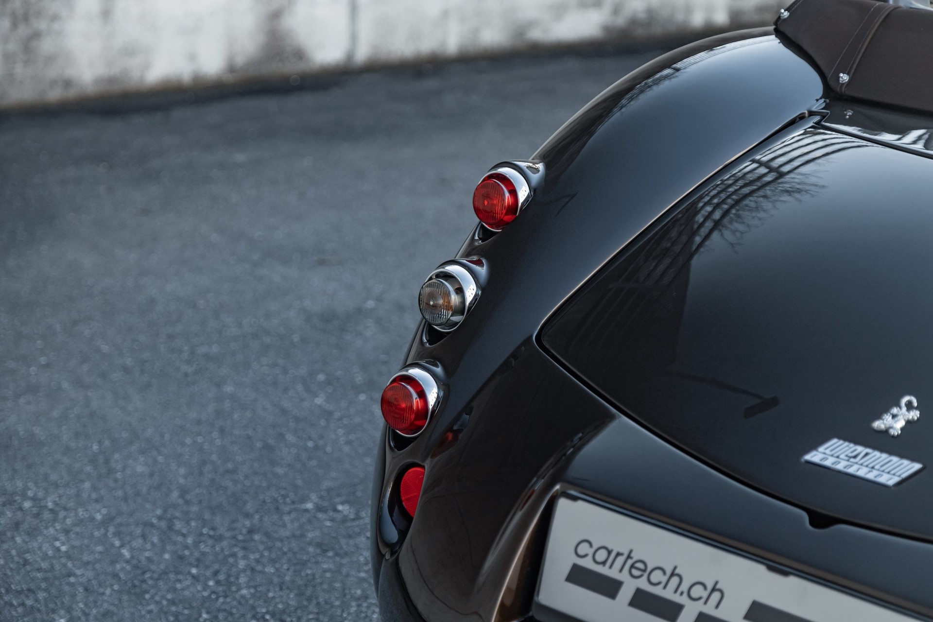 WIESMANN Roadster MF3-image-6