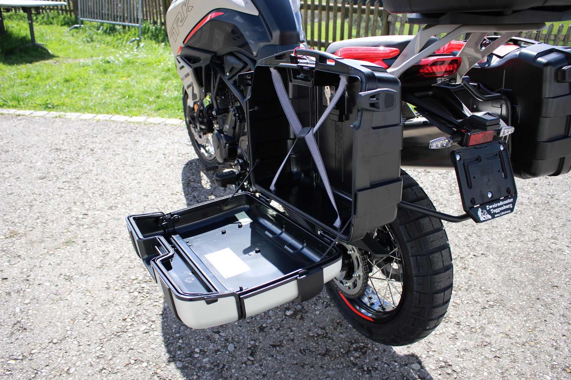 BENELLI TRK 702 X-image-8
