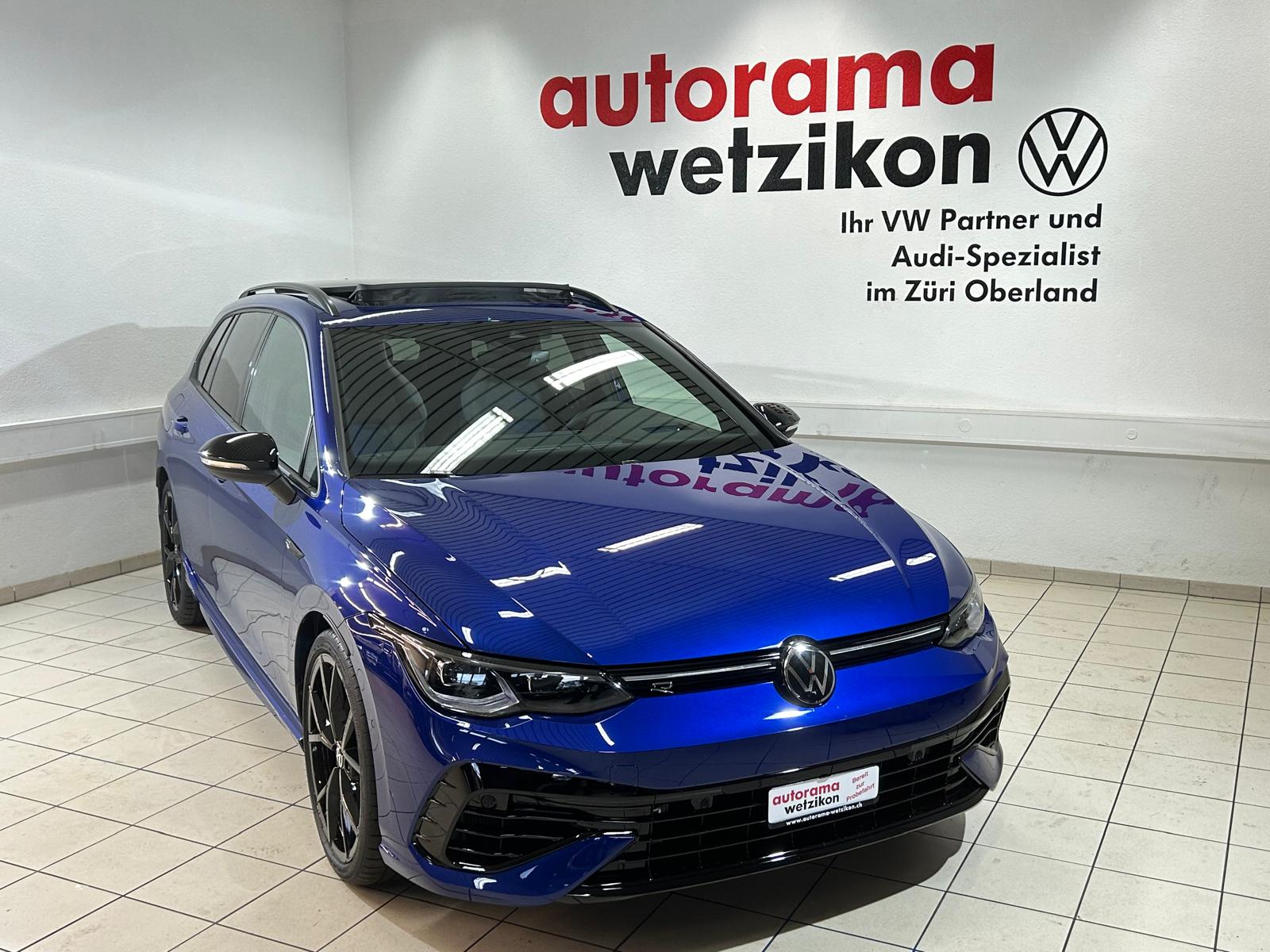 VW Golf Variant 2.0 TSI R DSG 4Motion-image-1