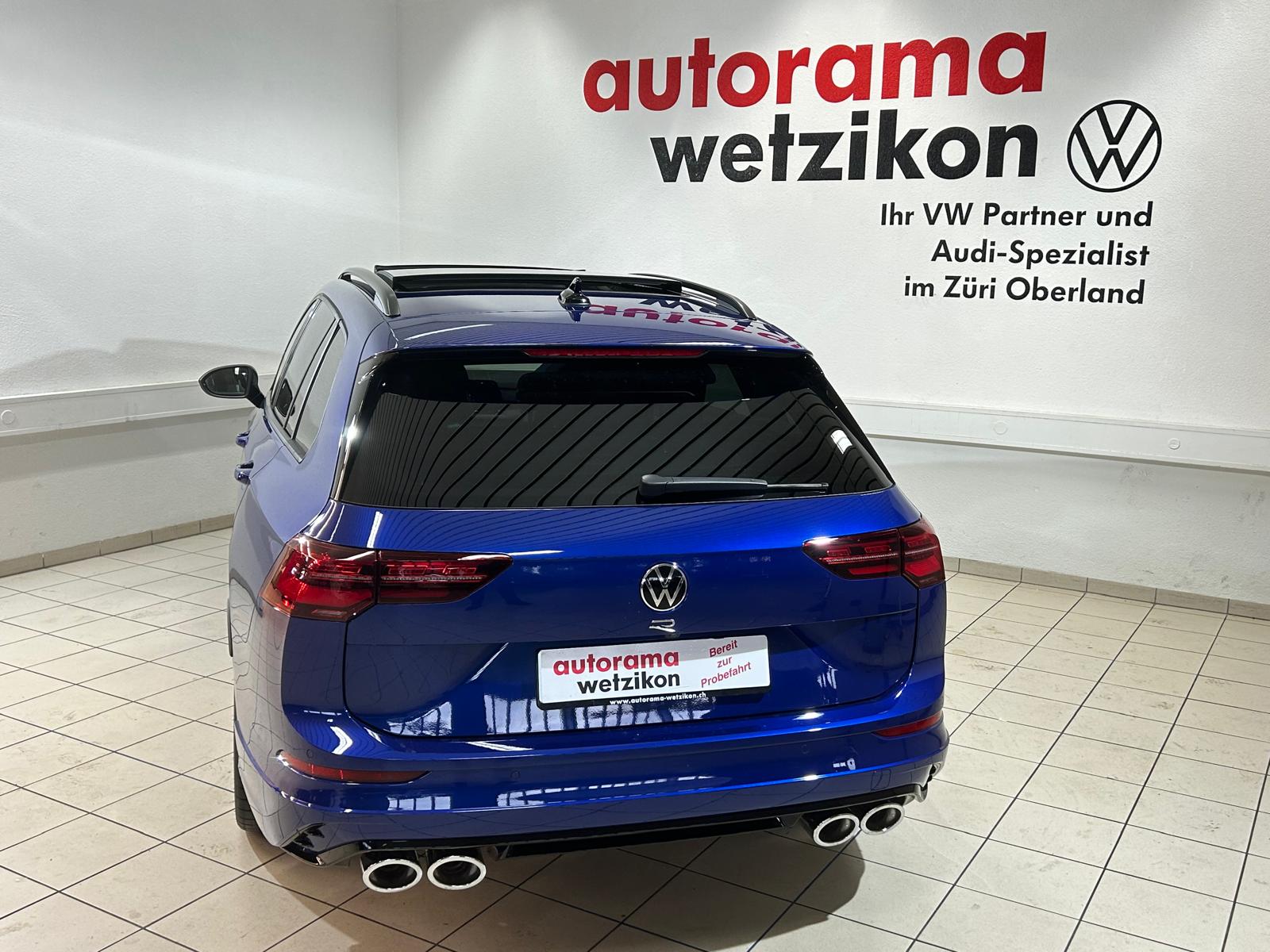 VW Golf Variant 2.0 TSI R DSG 4Motion-image-2