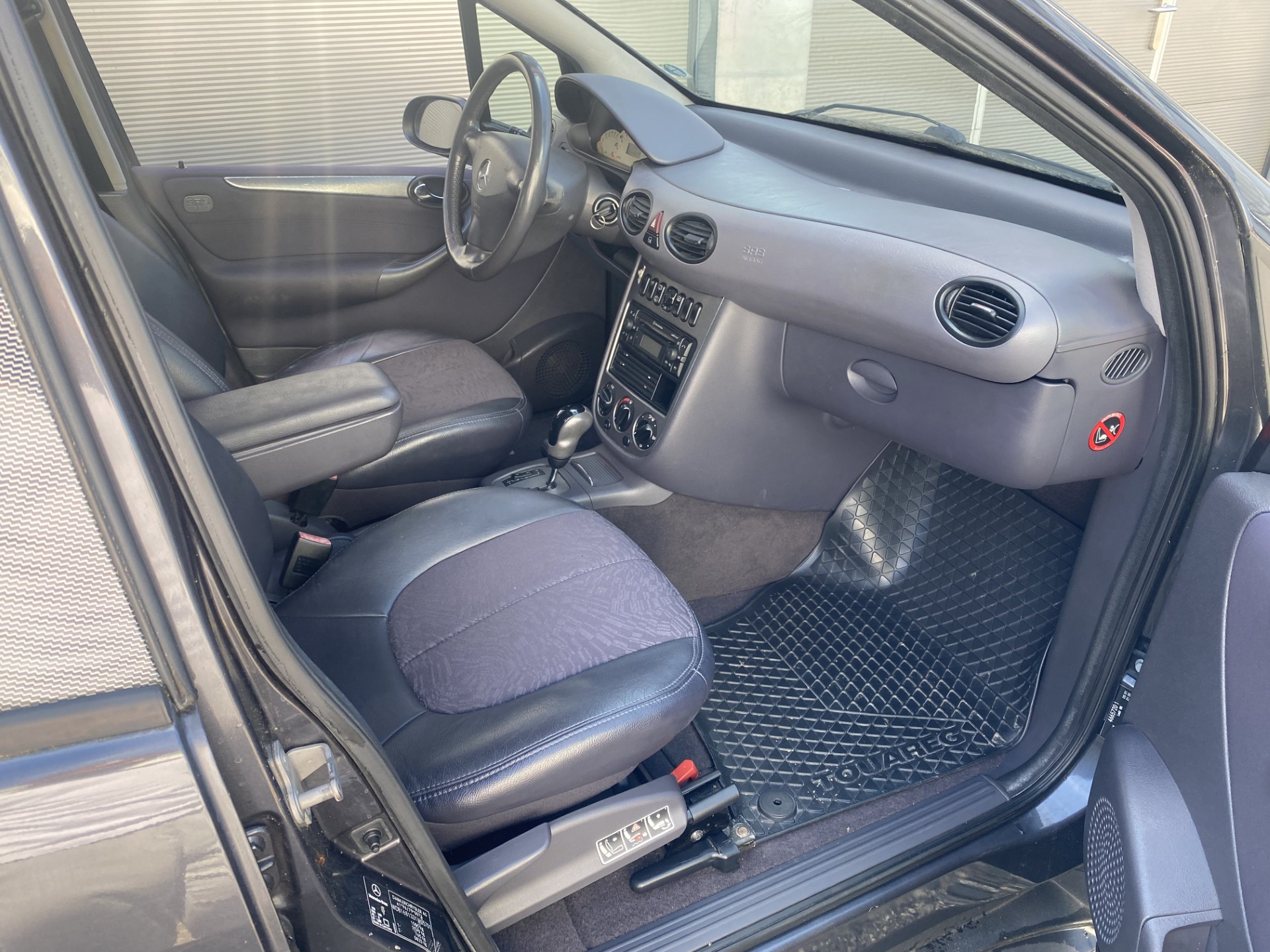 MERCEDES-BENZ A 160 L Avantgarde-image-10