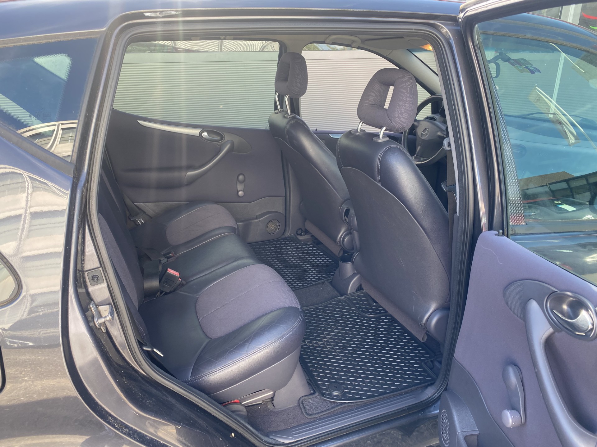 MERCEDES-BENZ A 160 L Avantgarde-image-11